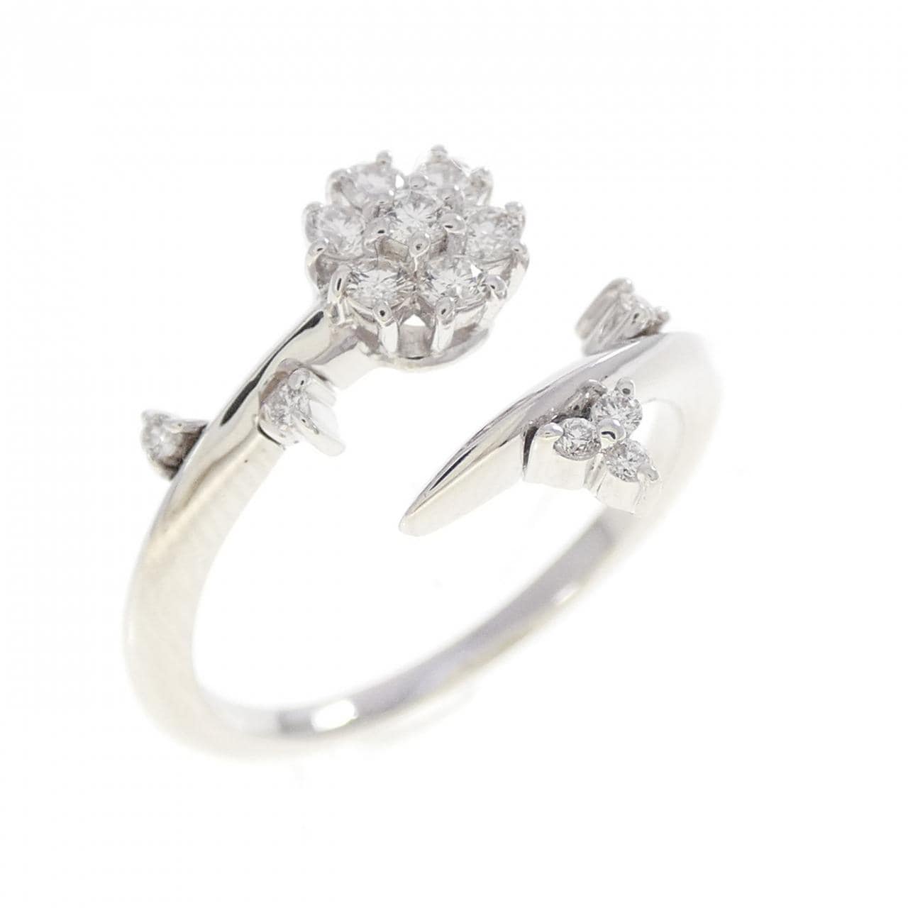 K18WG フラワー ダイヤモンド リング 0.15CT