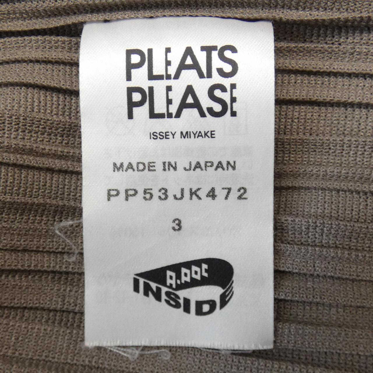 百褶PLEATS PLEASE上衣