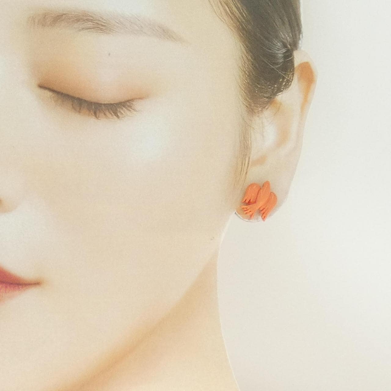 K18YG 樹脂 ピアス