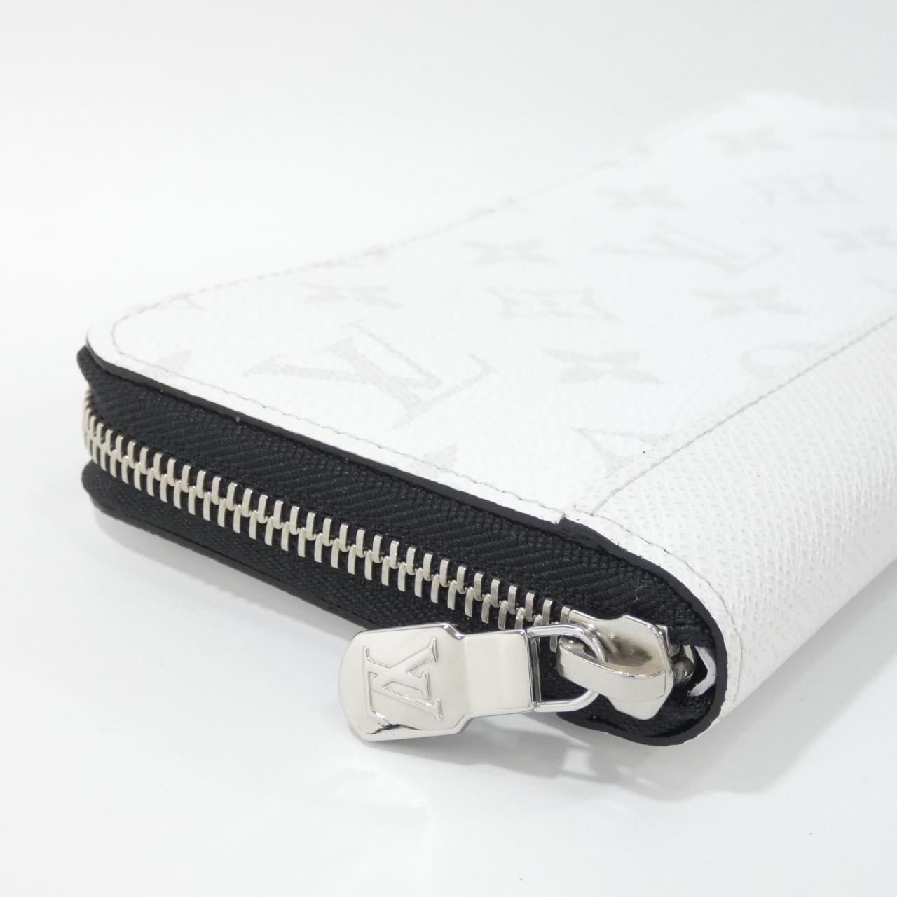 ルイヴィトン タイガ ラマ ジッピー ウォレット ホリゾンタル M14127 財布