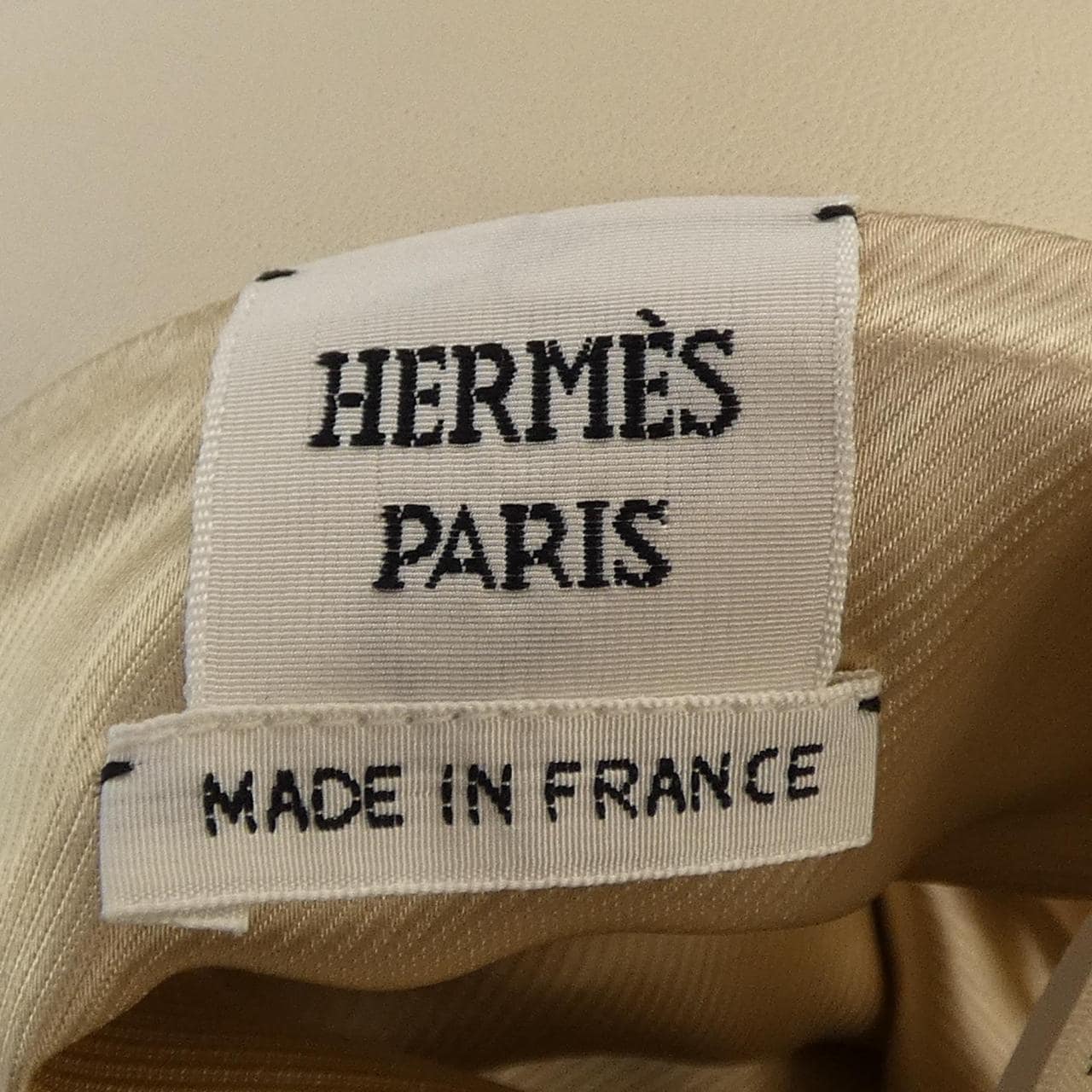 エルメス HERMES クルードセル エトリヴィエール 5H0316DC スカート