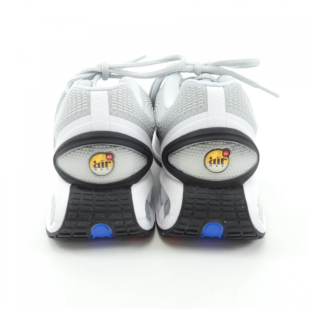 ナイキ NIKE スニーカー