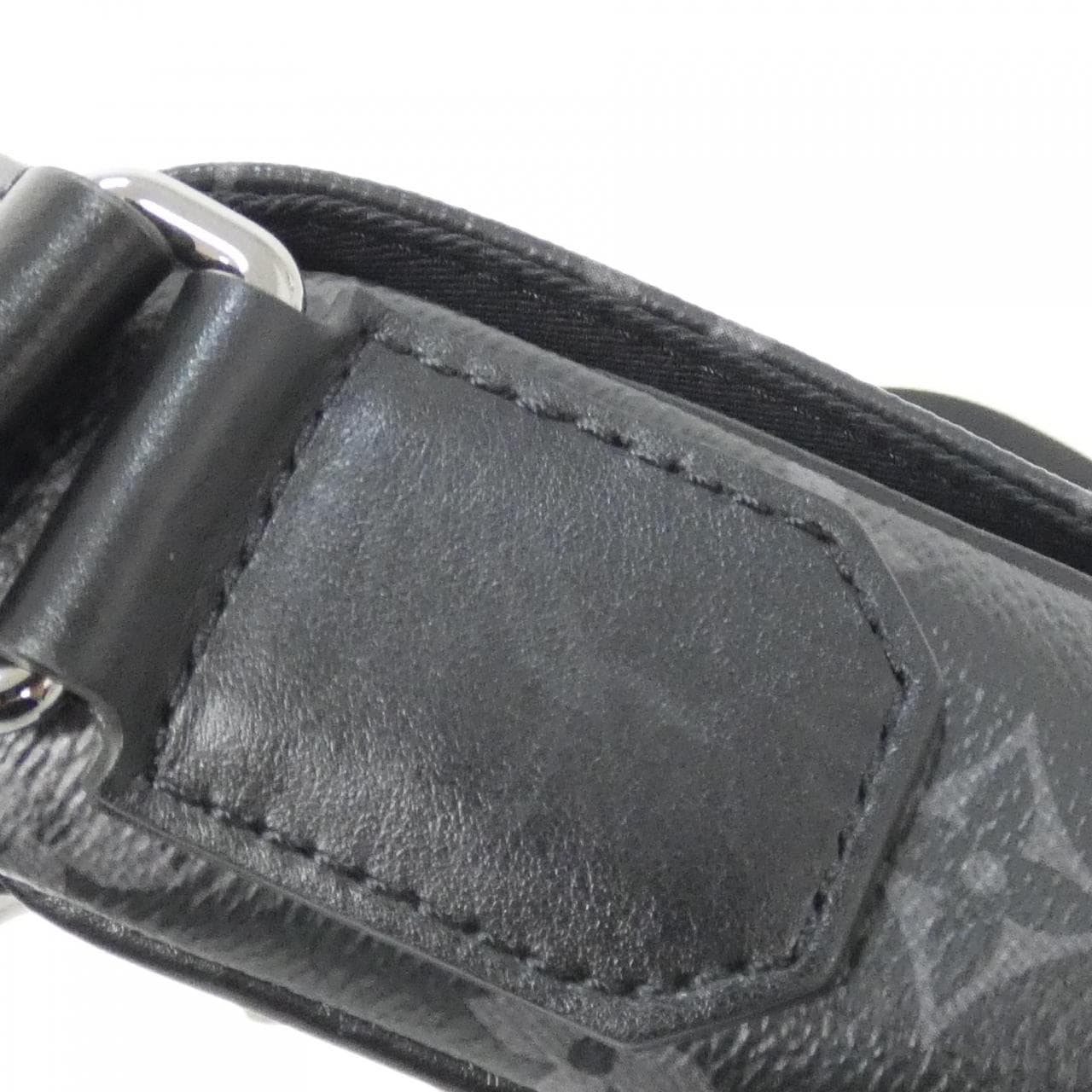 ルイヴィトン モノグラム エクリプス ディストリクト PM M46255 ショルダーバッグ