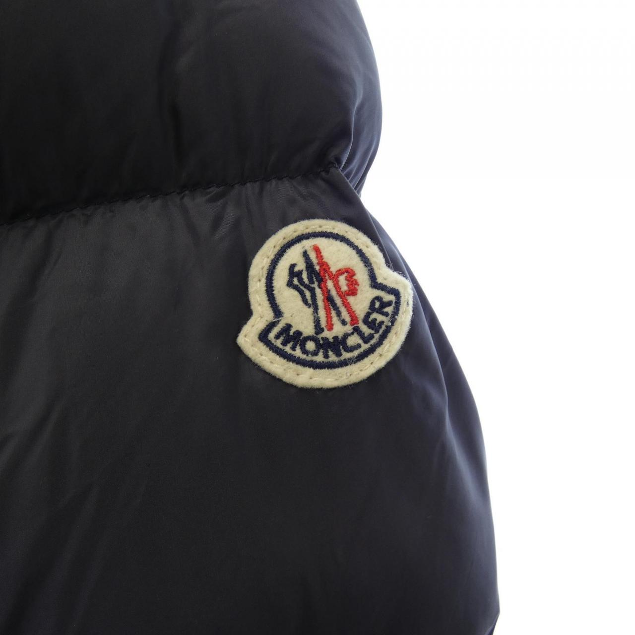 モンクレール MONCLER ダウンジャケット