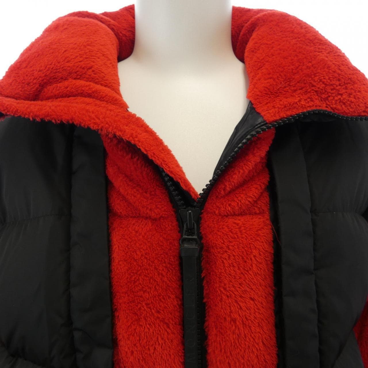 モンクレールグルノーブル MONCLER GRENOBLE 20978G50700 809EG ダウンジャケット