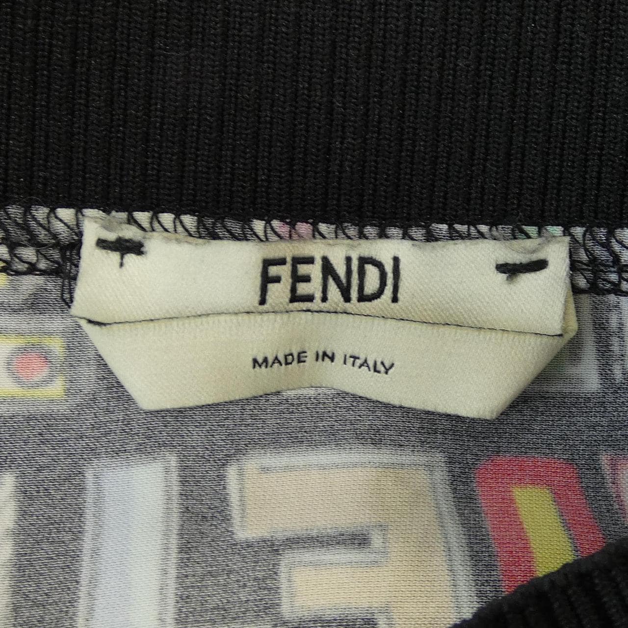 フェンディ FENDI FS6908 A1VA Tシャツ