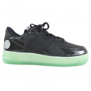 ナイキ NIKE スニーカー