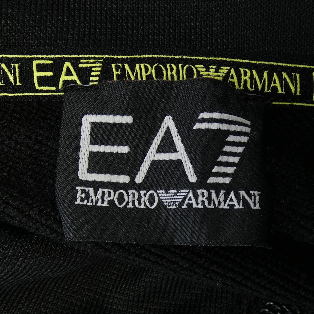 エアセッテ EA7 ジャケット