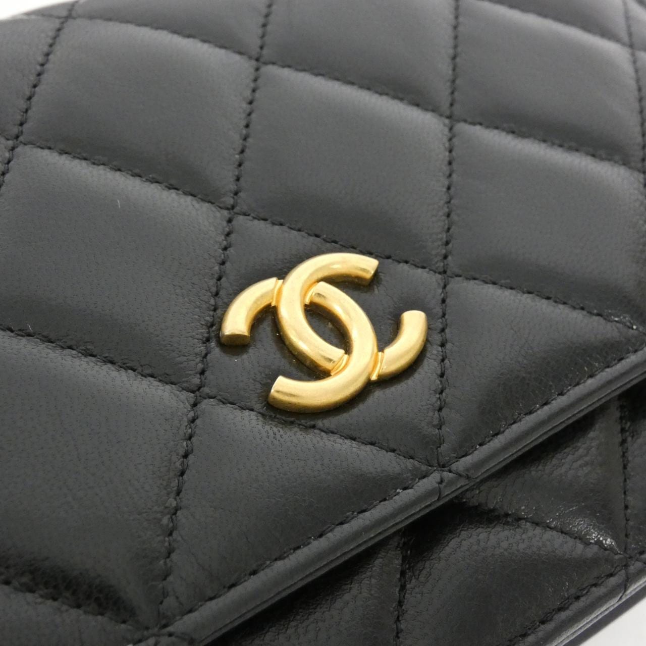 CHANEL AP2548 Chain Wallet