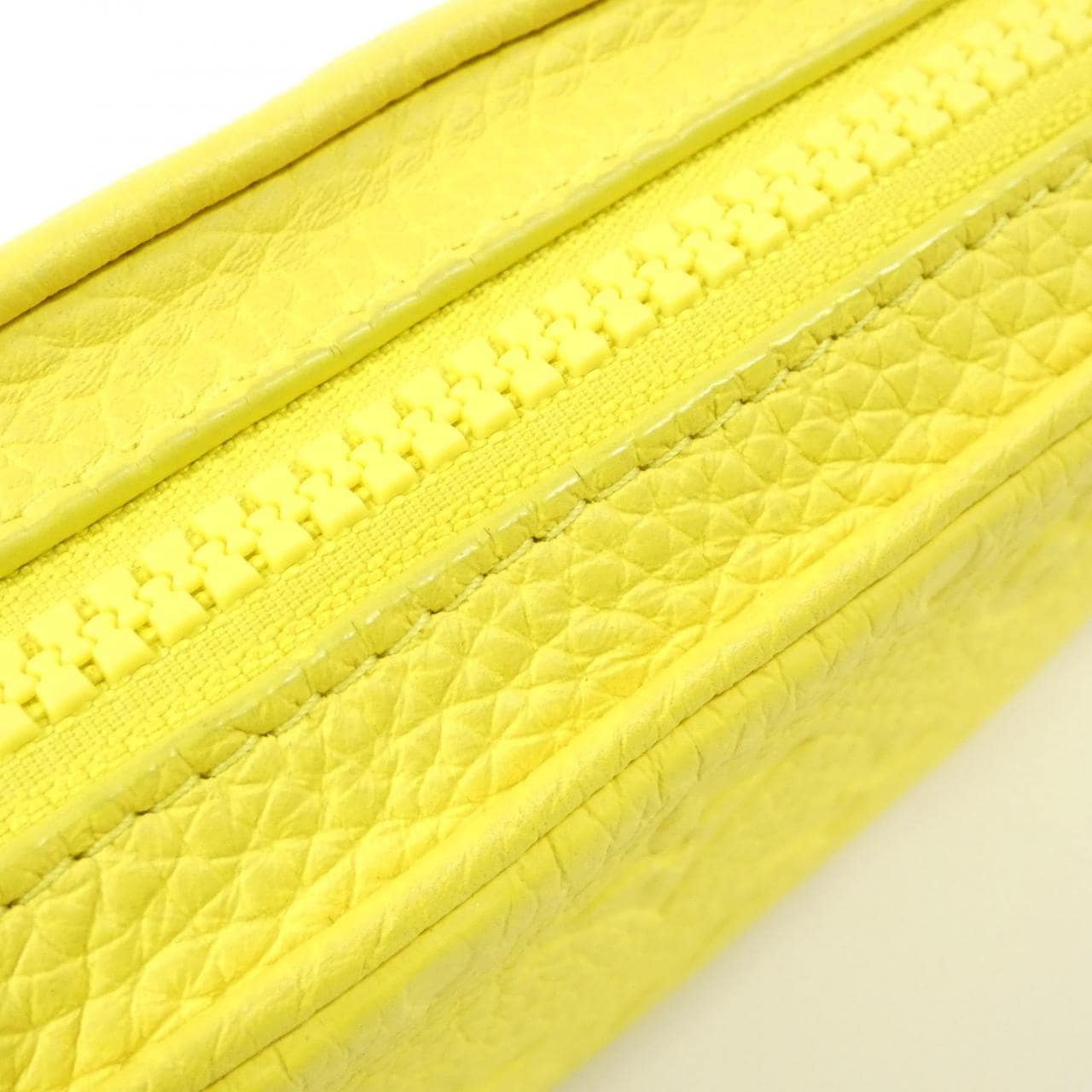 ルイヴィトン トリヨン モノグラム ポシェット ヴォルガ M53554 バッグ