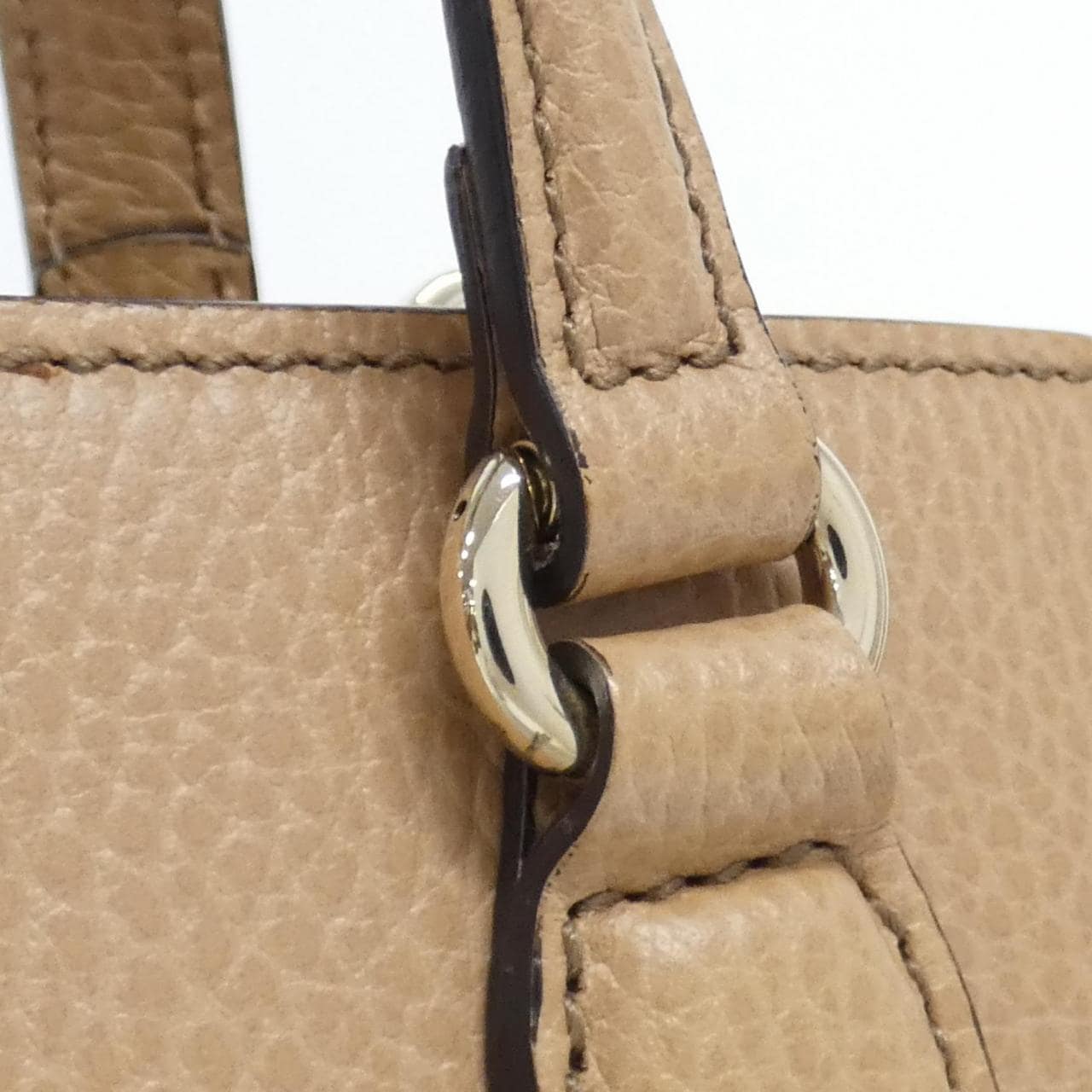 グッチ SOHO 607722 CAO0G バッグ