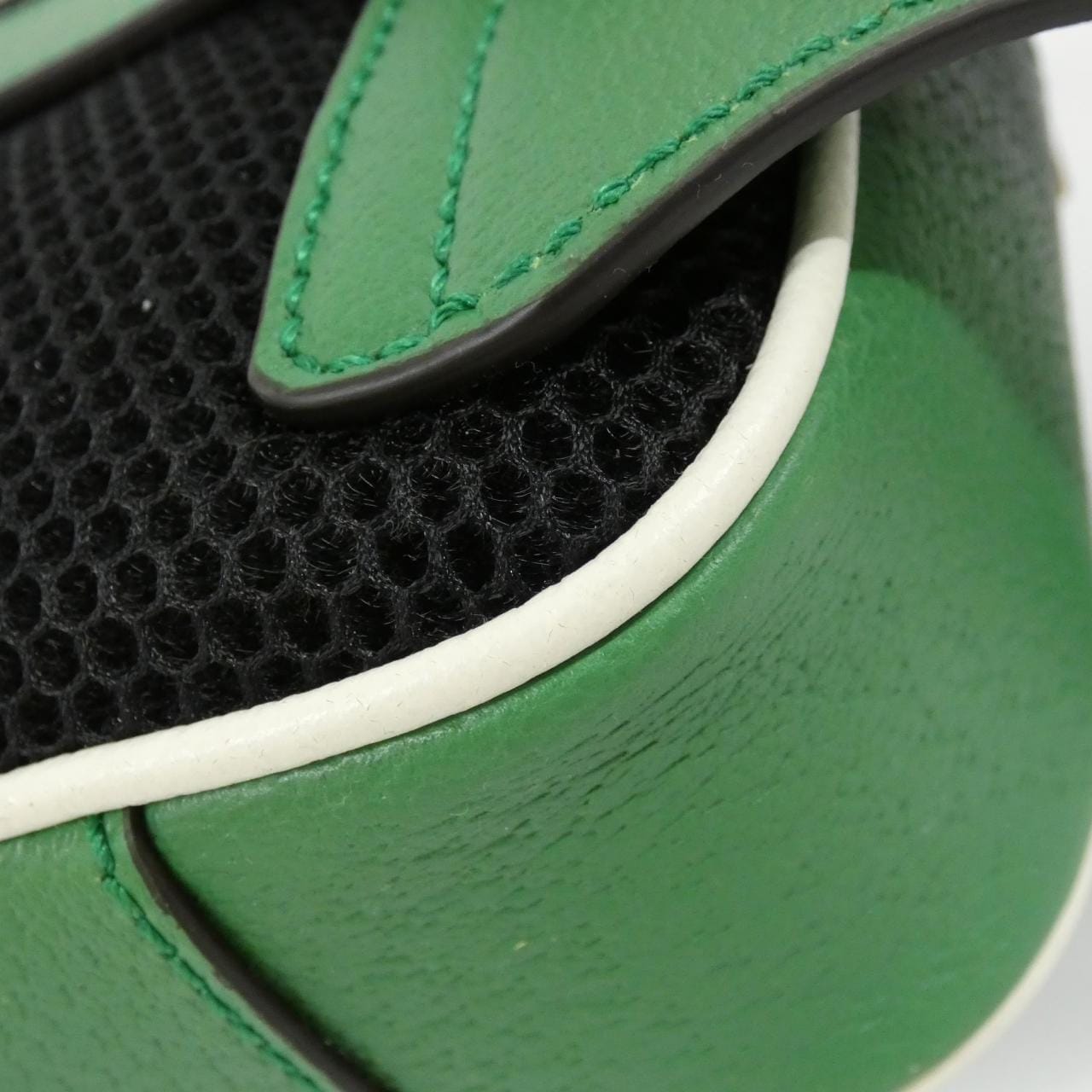 グッチ 722141 AAA8U ウエストバッグ