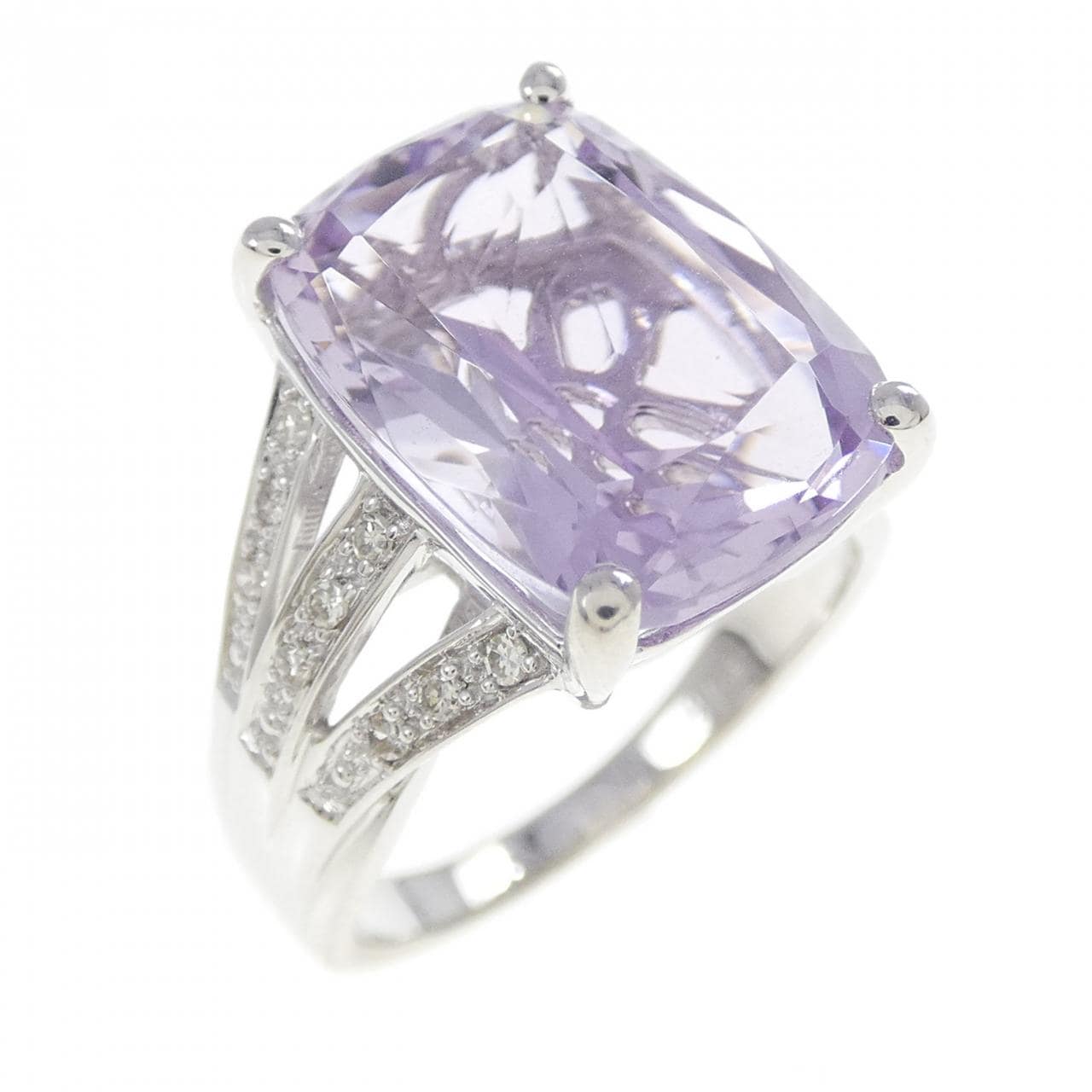 K18WG amethyst ring