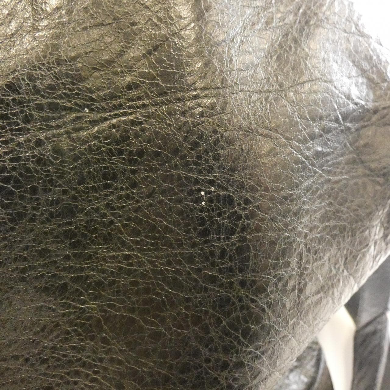 バレンシアガ 223409 D940Y ショルダーバッグ