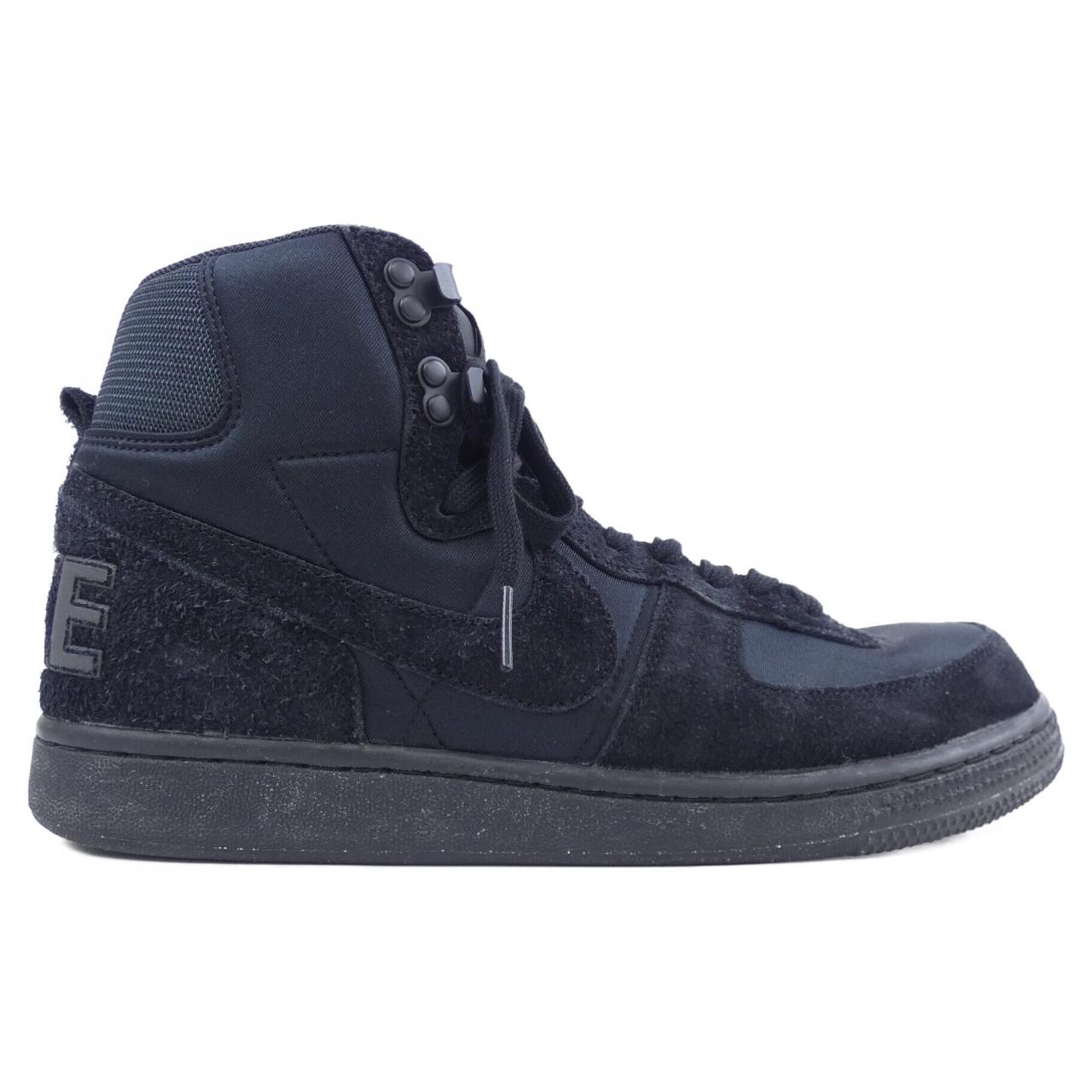 ナイキ NIKE シューズ