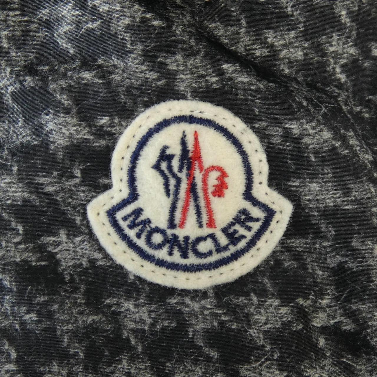モンクレール MONCLER BADY ダウンジャケット