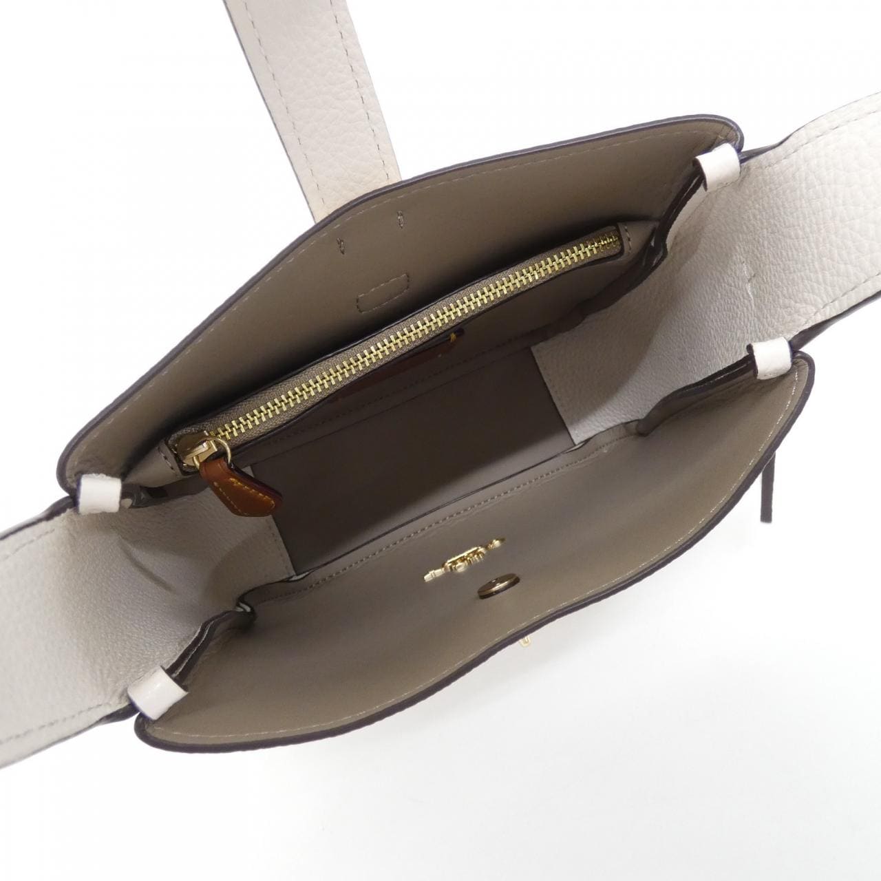 【新品】コーチ CAL60 ショルダーバッグ