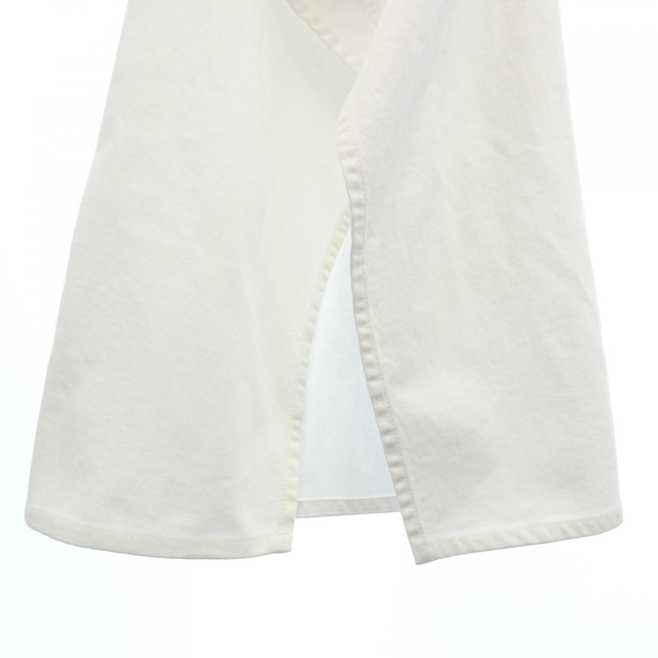 アライア ALAIA AA9P1199D002B ジーンズ