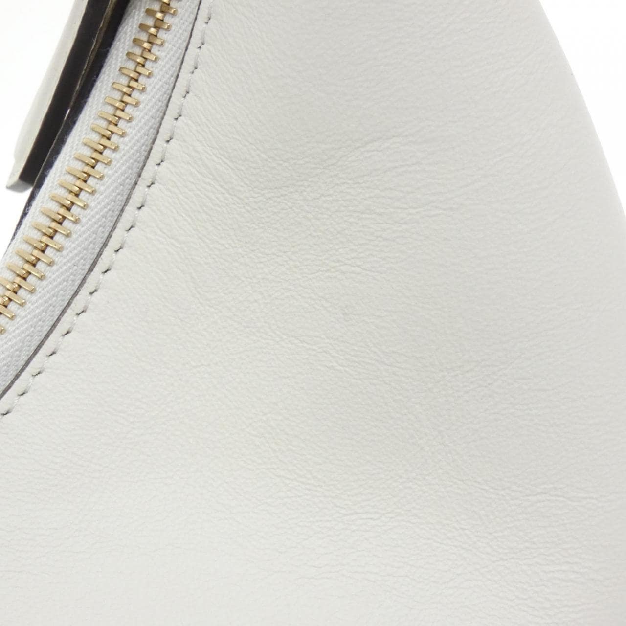 FENDI FENDI Medium 8BR799 A5DY Shoulder Bag