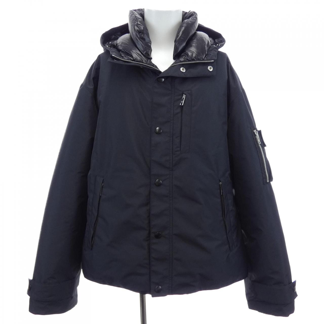 プラダ PRADA SGC689 SOOO 1X02 ダウンジャケット