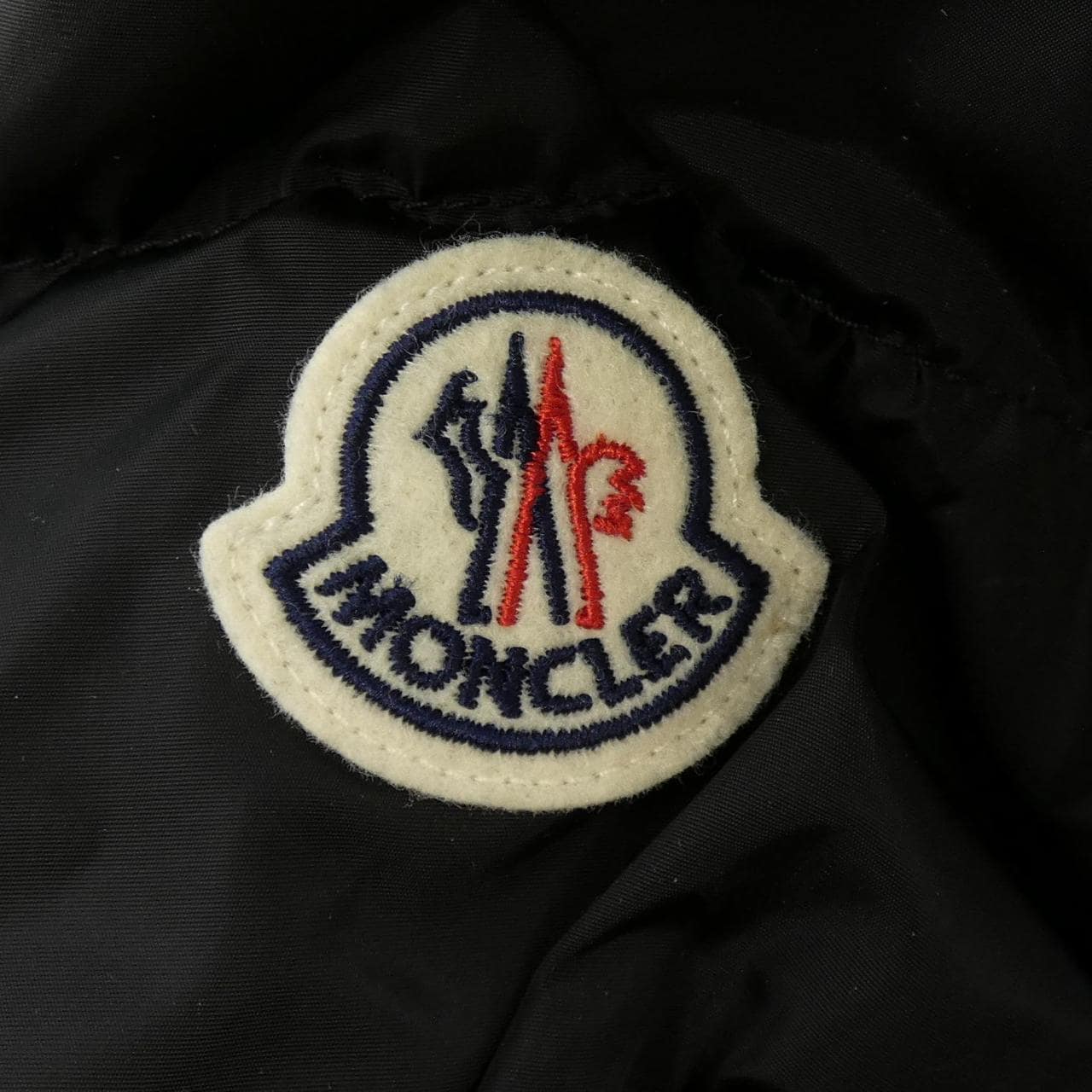 モンクレール MONCLER AVOCETTE ダウンコート