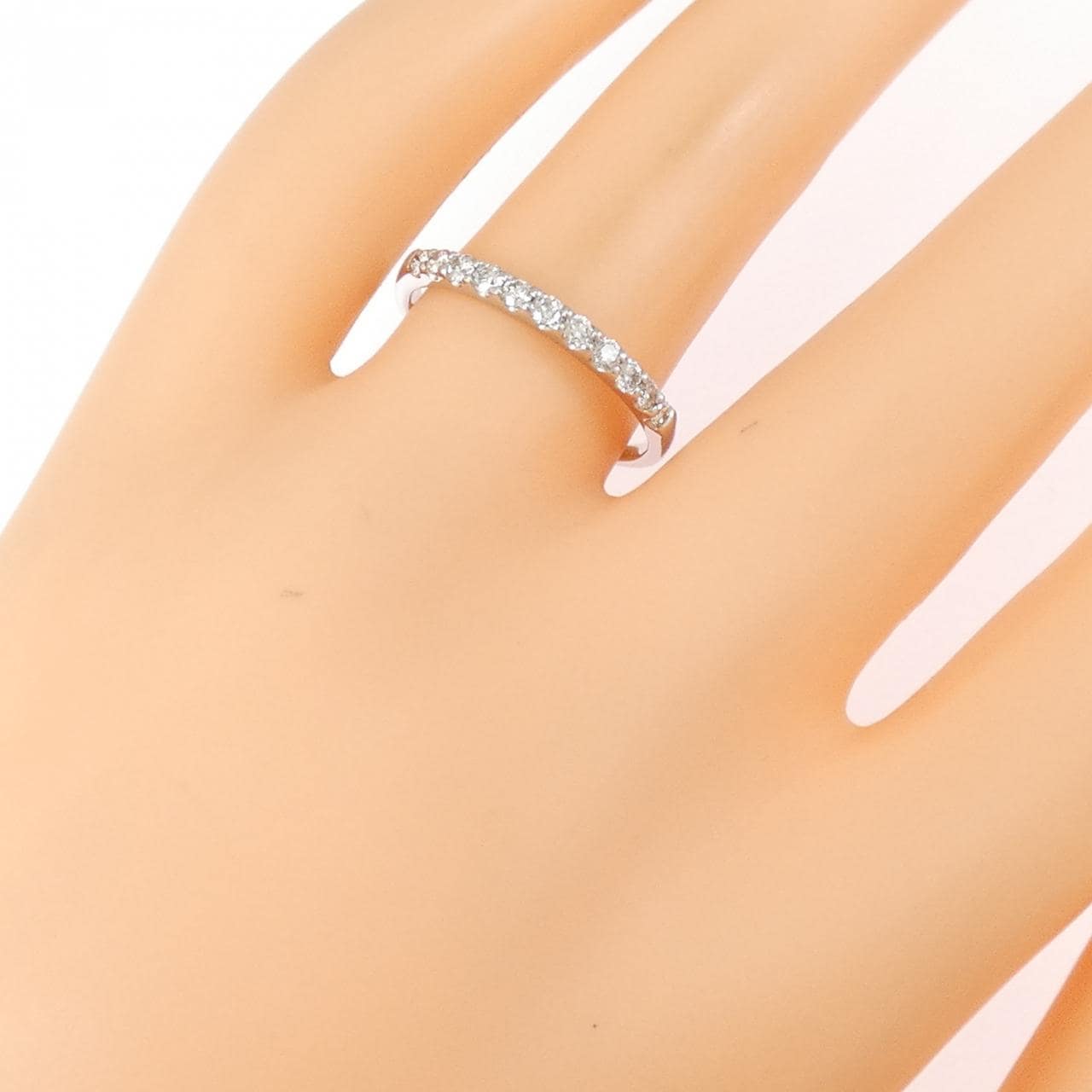PT900 ハーフエタニティ ダイヤモンド リング 0.32CT