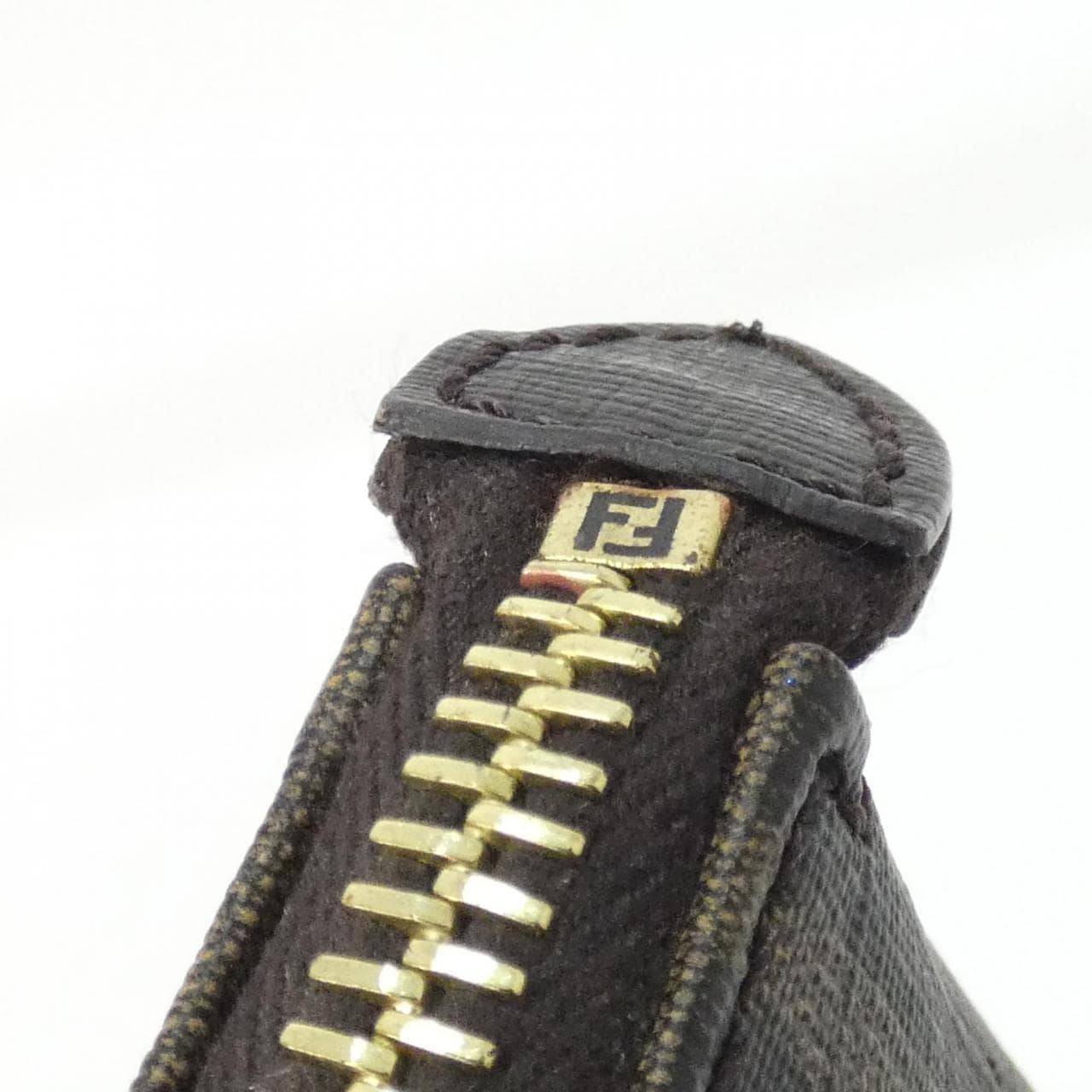 フェンディ 8N0101 GRP ポーチ