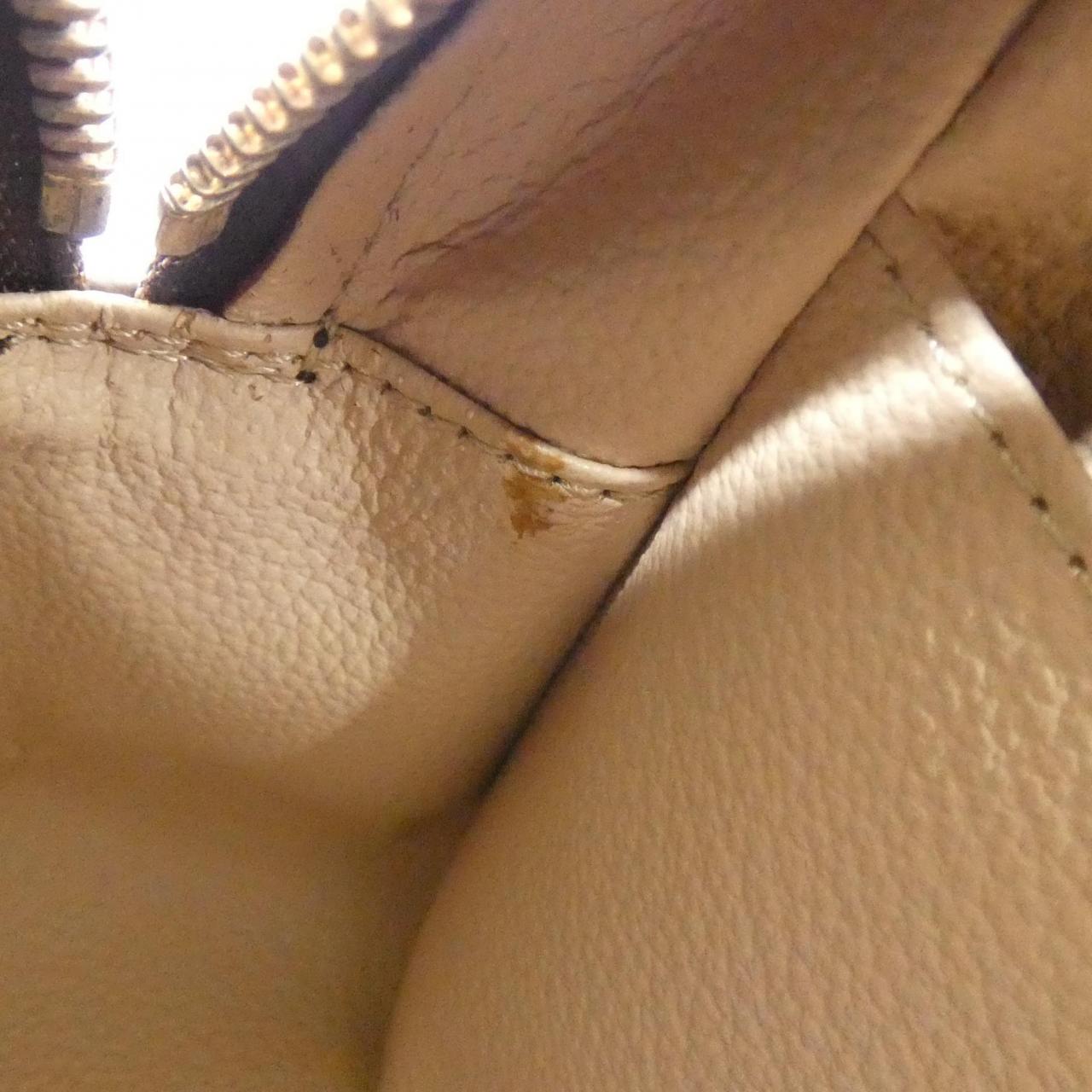 ルイヴィトン モノグラム トゥルース トワレ 28cm M47522 ポーチ