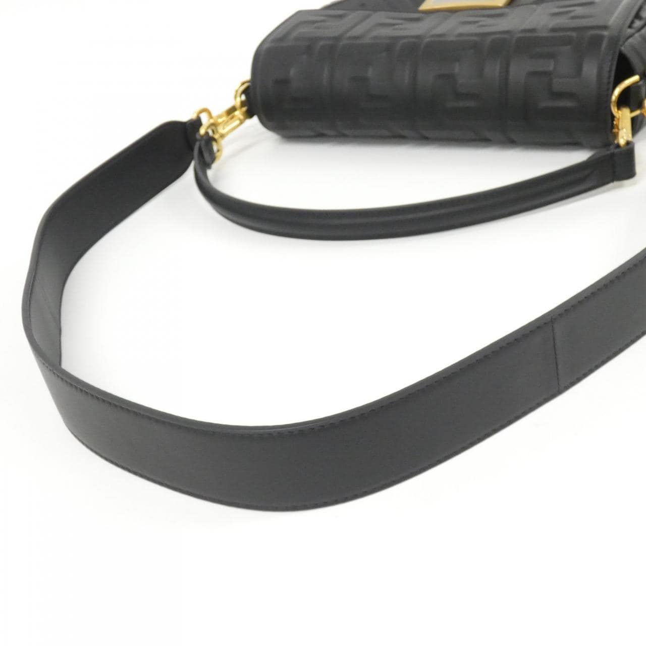 [新品] FENDI Baguette 8BR600 A72V 单肩包