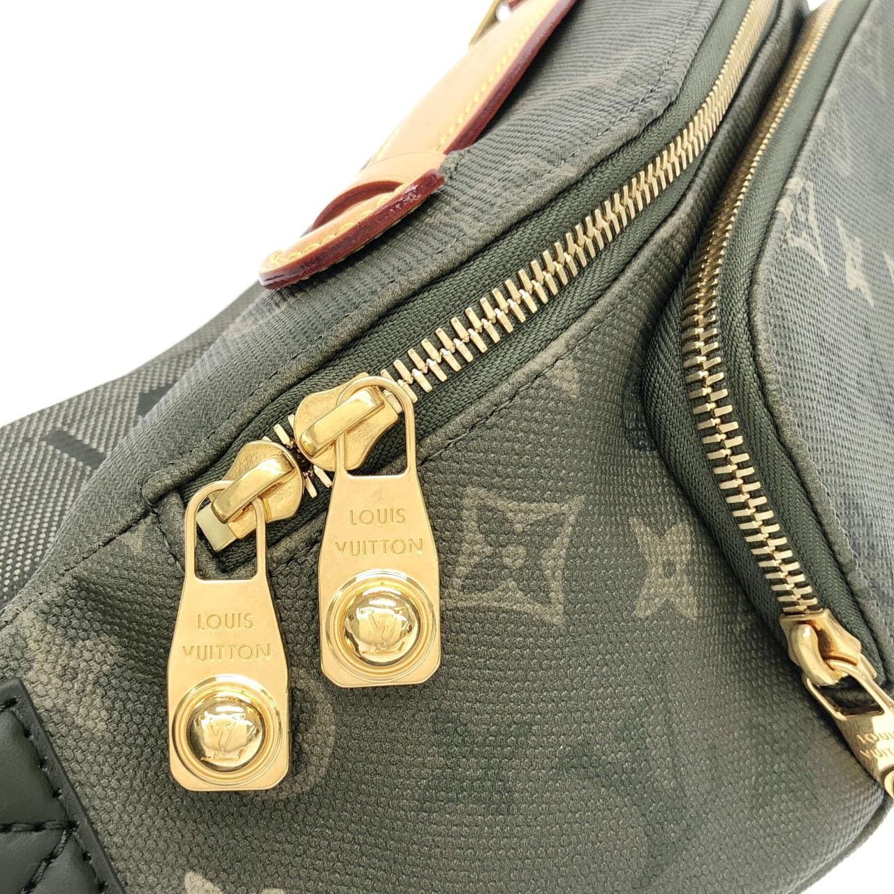 ルイヴィトン モノグラム サープラス ラッシュ バムバッグ M26933 ウエストバッグ
