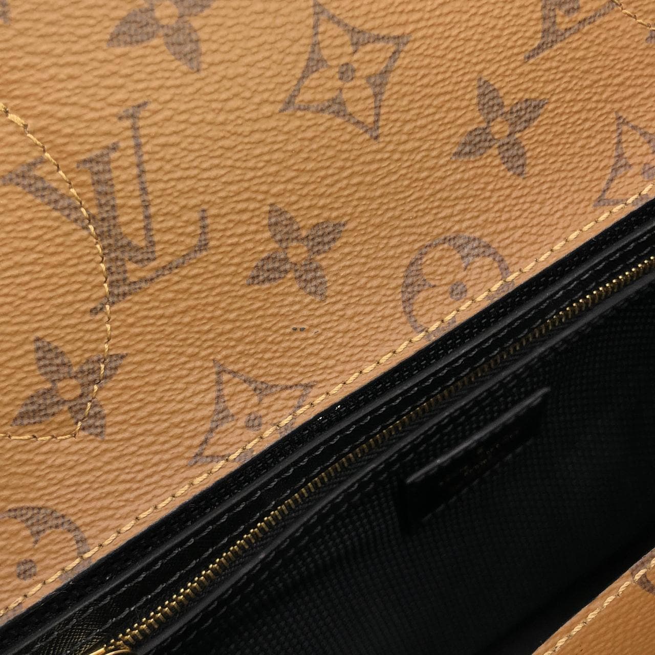 ルイヴィトン トレサージュ トート M44111 バッグ