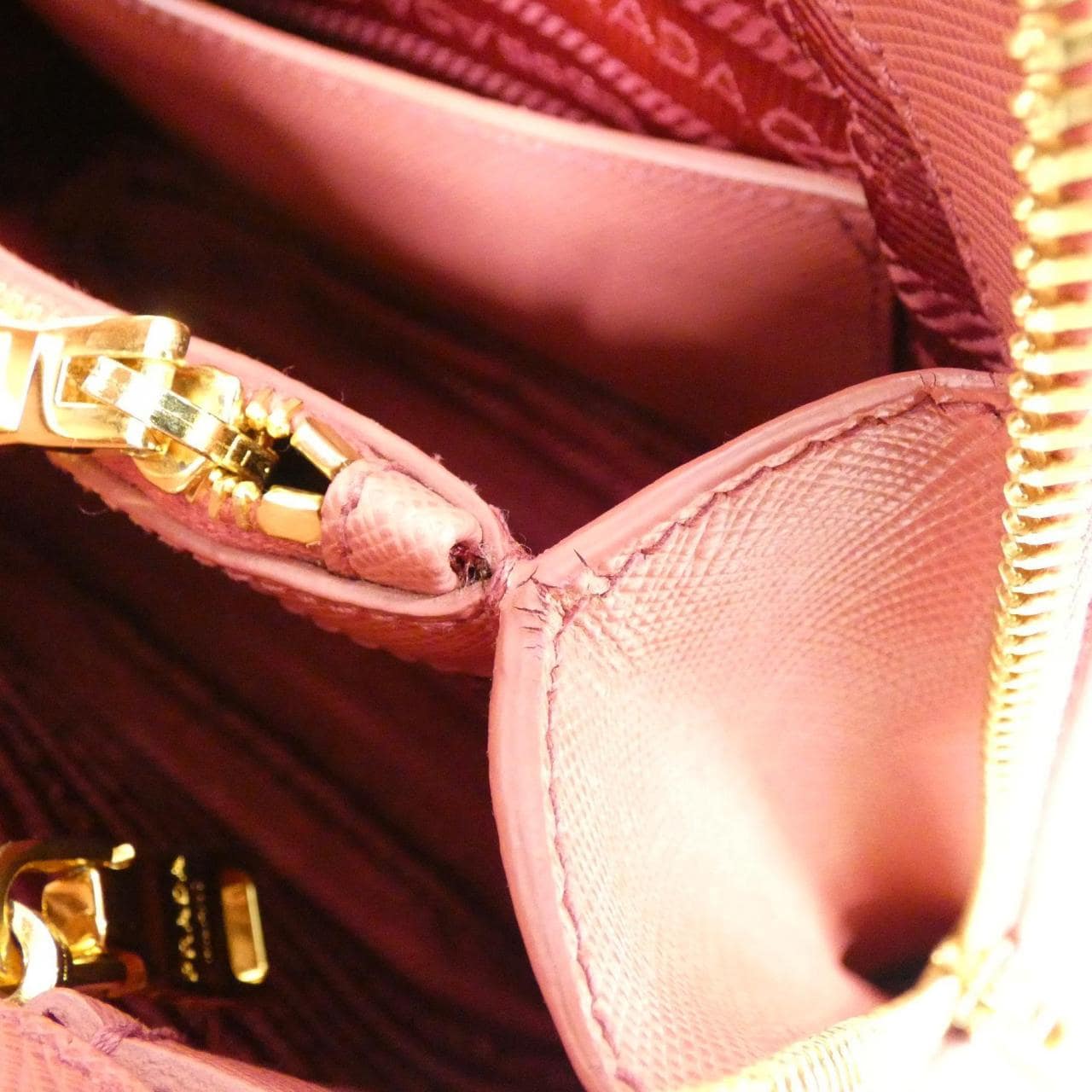 プラダ BL0838 バッグ