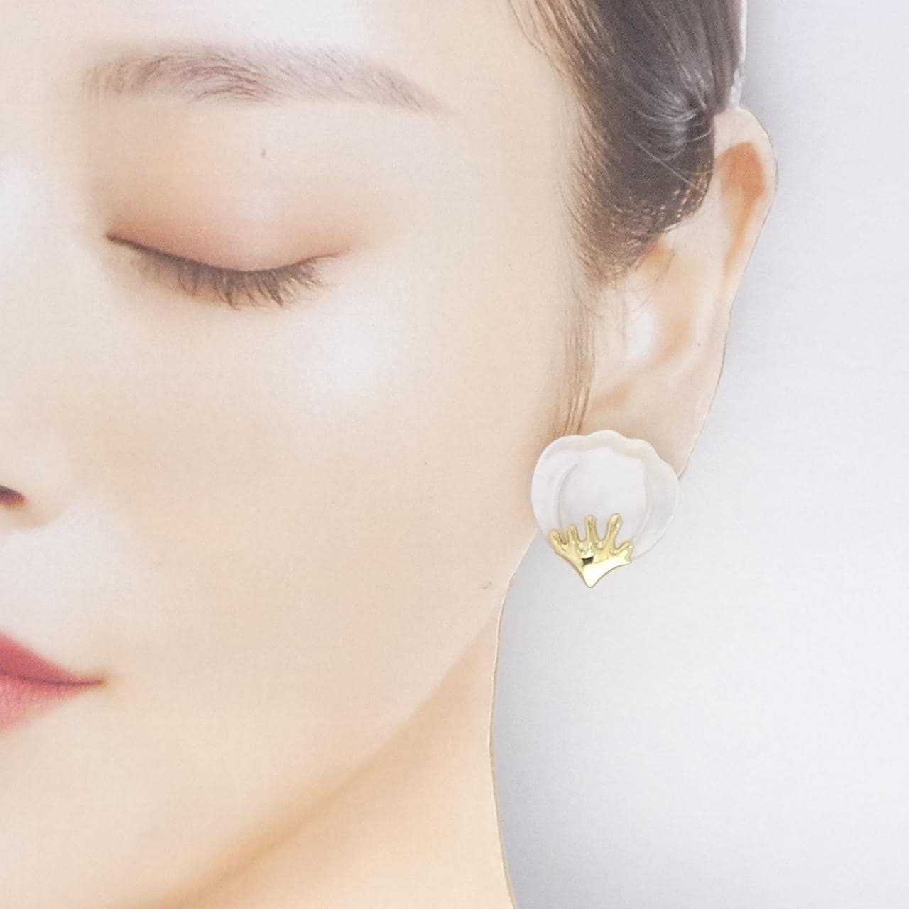 ティファニー マザーオブパール ピアス