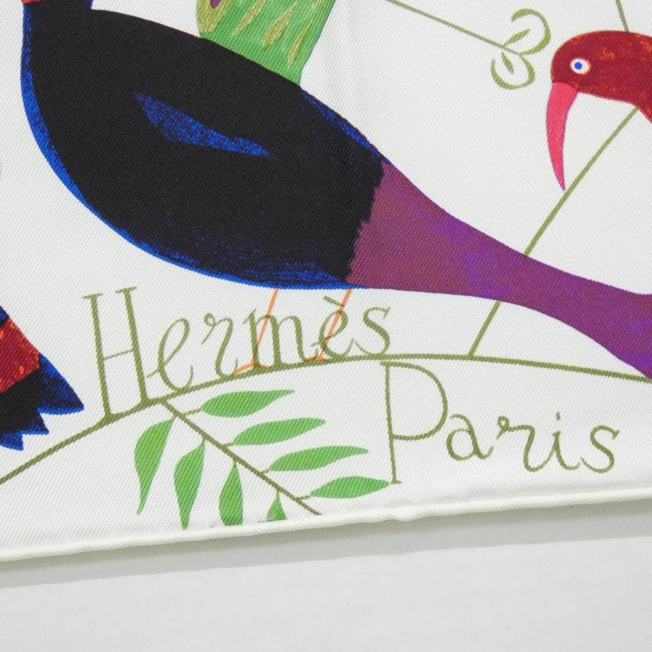 エルメス LE BAL DES OISEAUX CARRF スカーフ
