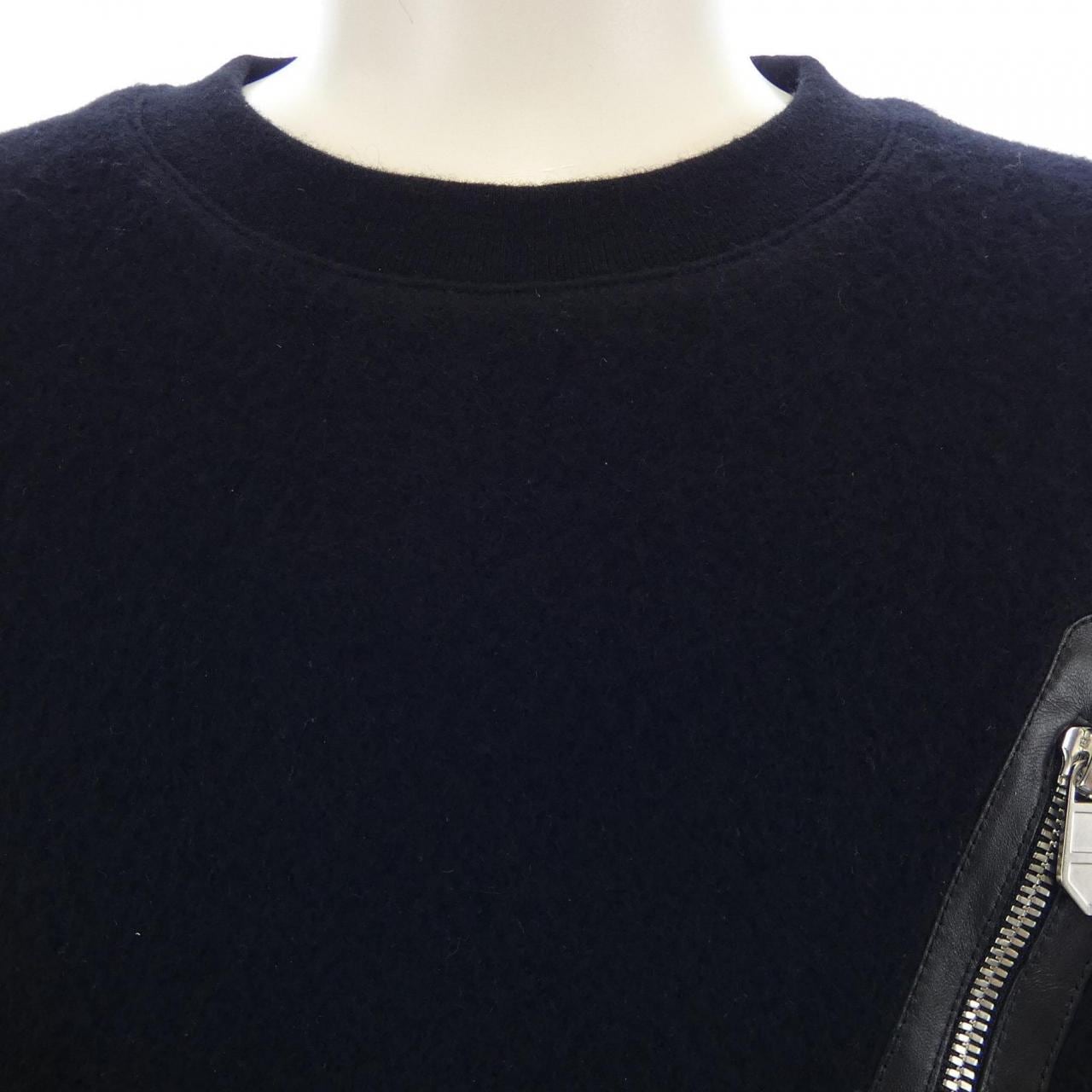 エルメス HERMES トップス