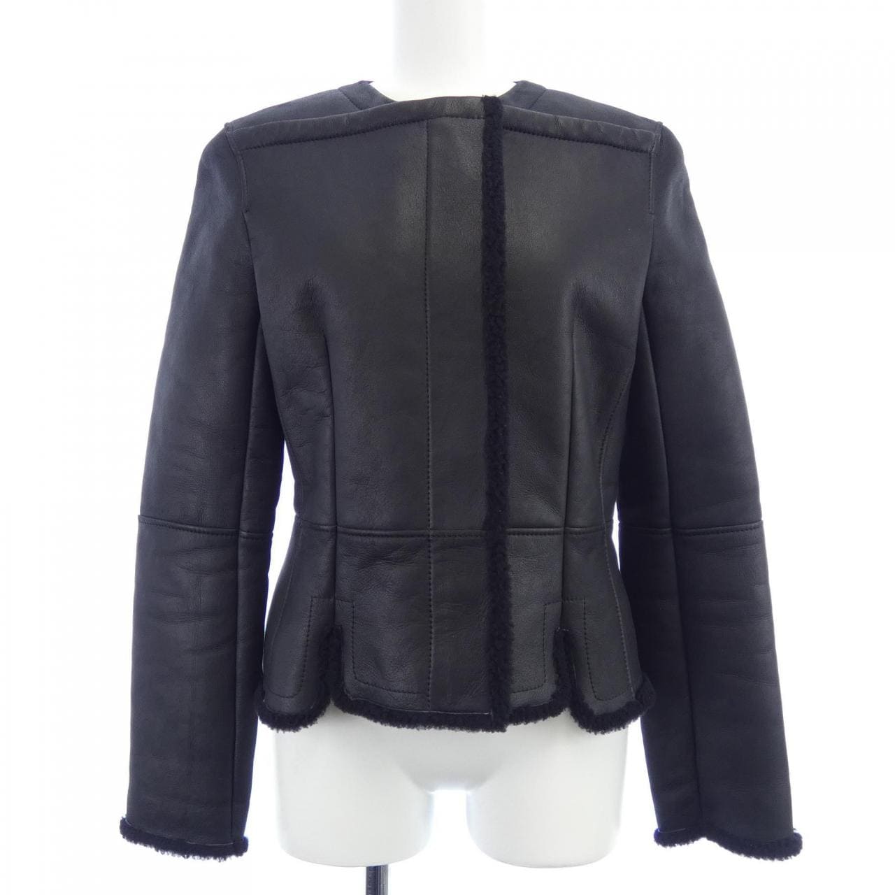 エルメス HERMES 67-7013 ムートンジャケット