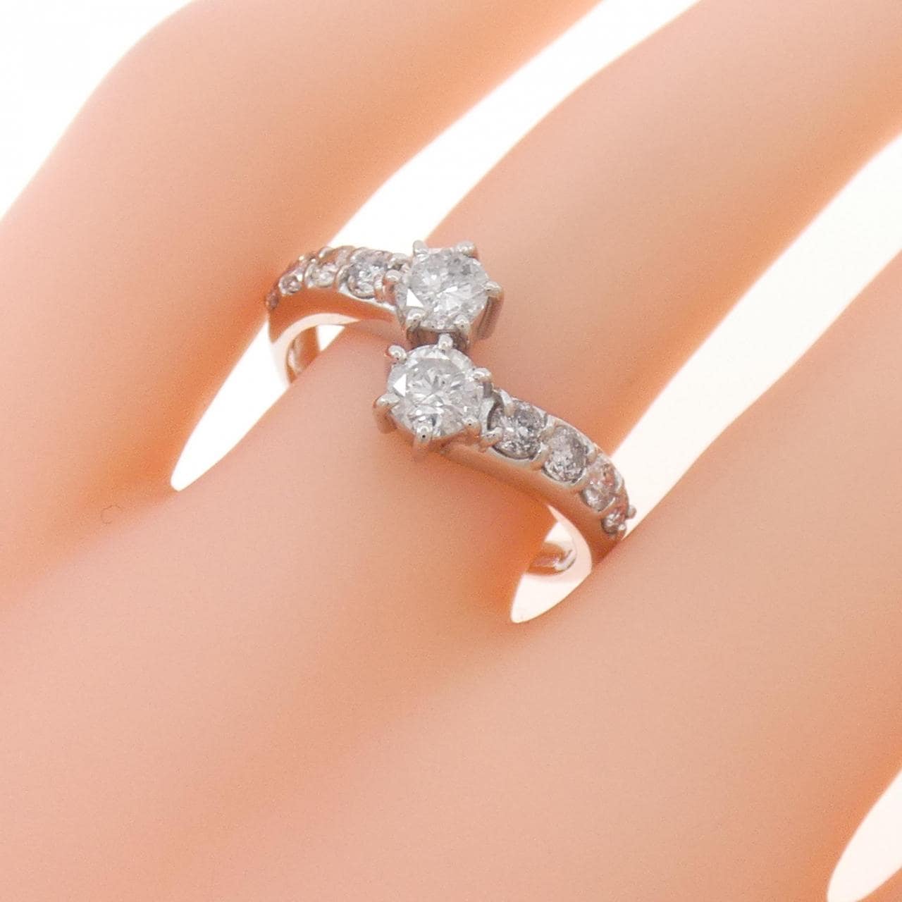 PT900 ダイヤモンド リング 1.00CT