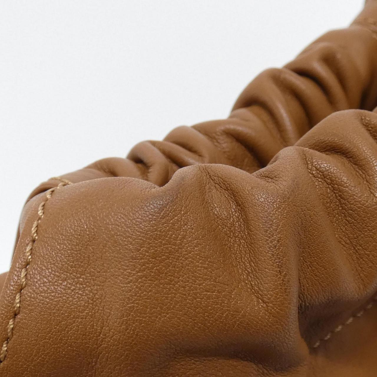 ロエベ ヤゴ バックパック 304 10 J94 バッグ