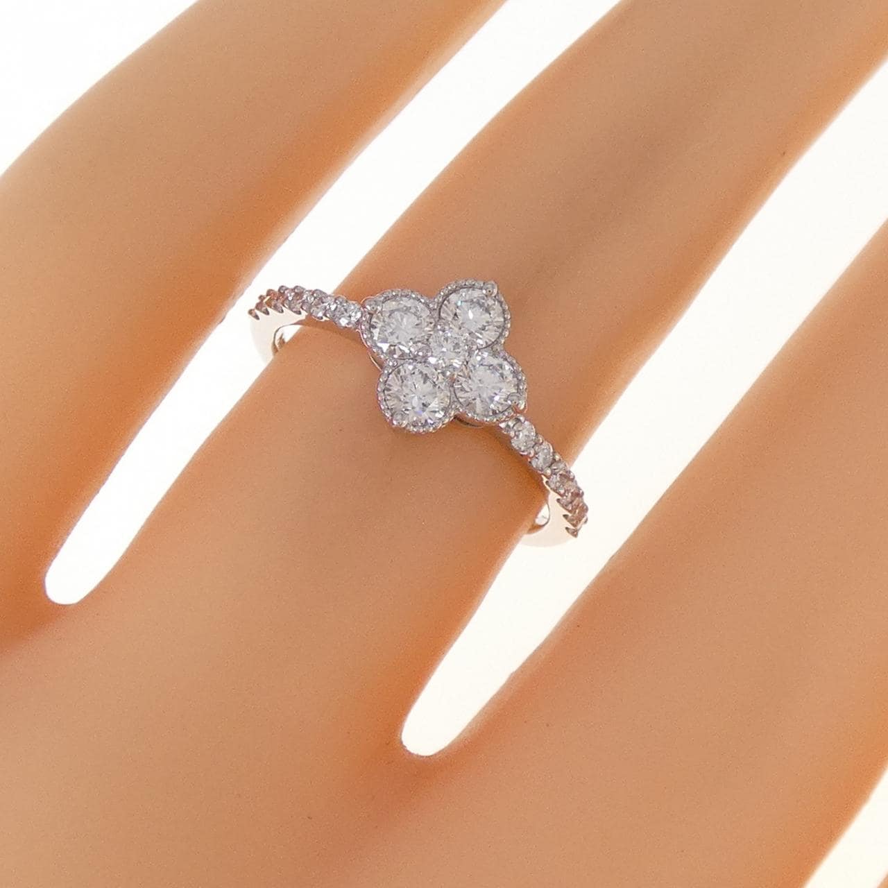 【新品】PT900 ダイヤモンド リング 0.363CT F SI1 VG
