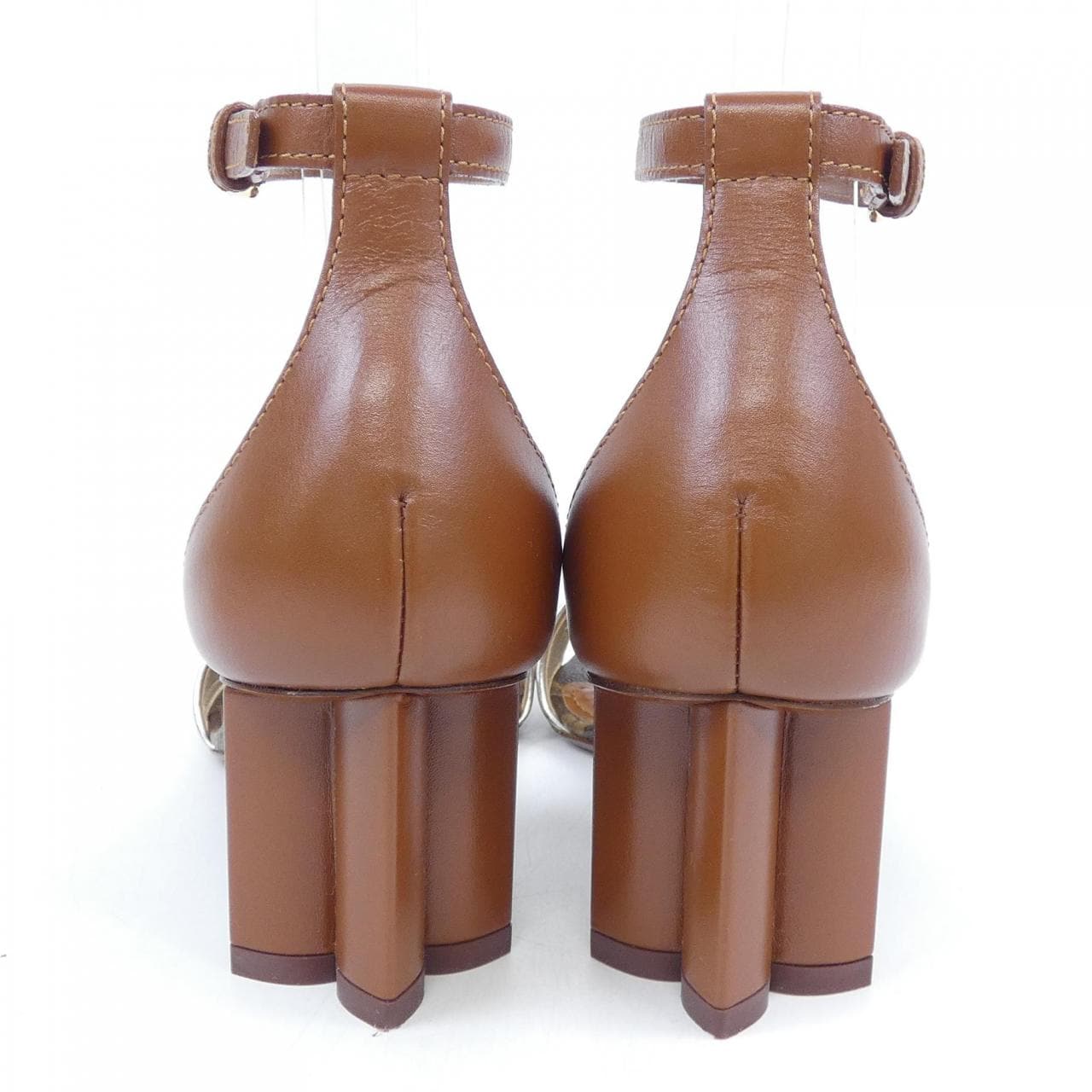 ルイヴィトン LOUIS VUITTON シルエットライン サンダル