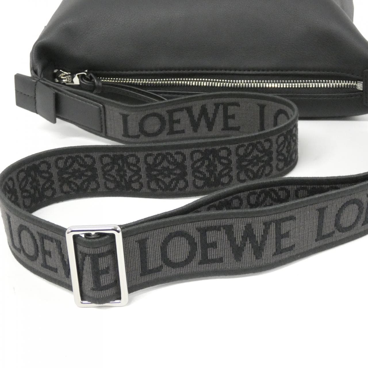 ロエベ キュービィ クロスボディ バッグ B906Q63X04 ショルダーバッグ