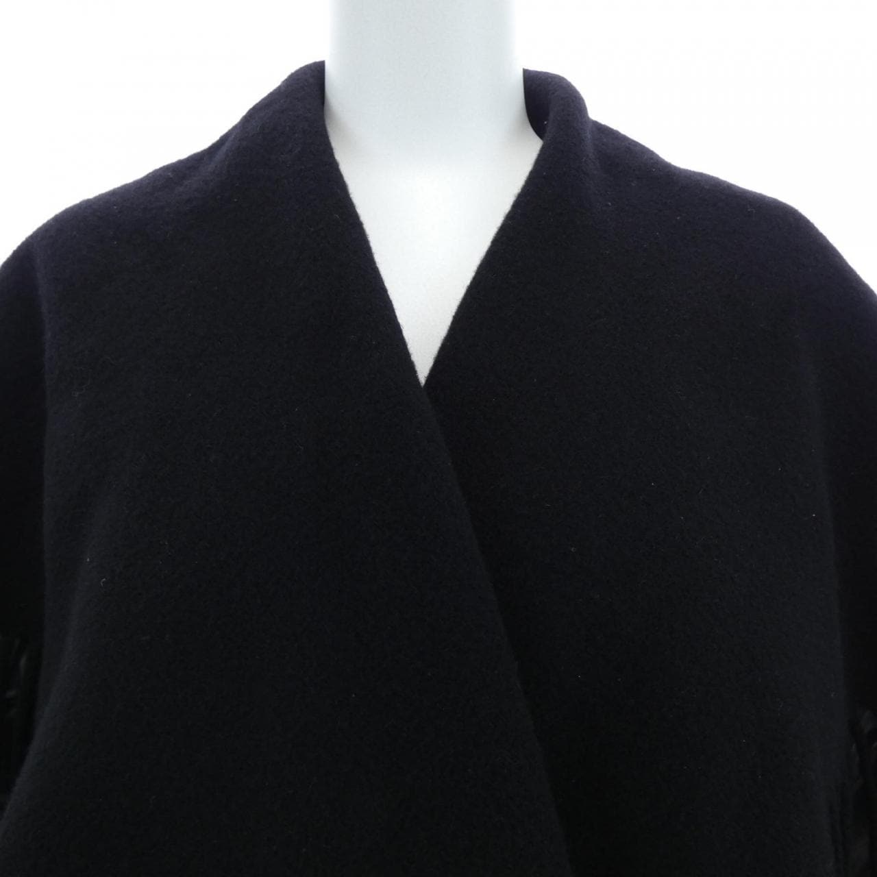 モンクレール MONCLER 20930081885 ダウンジャケット