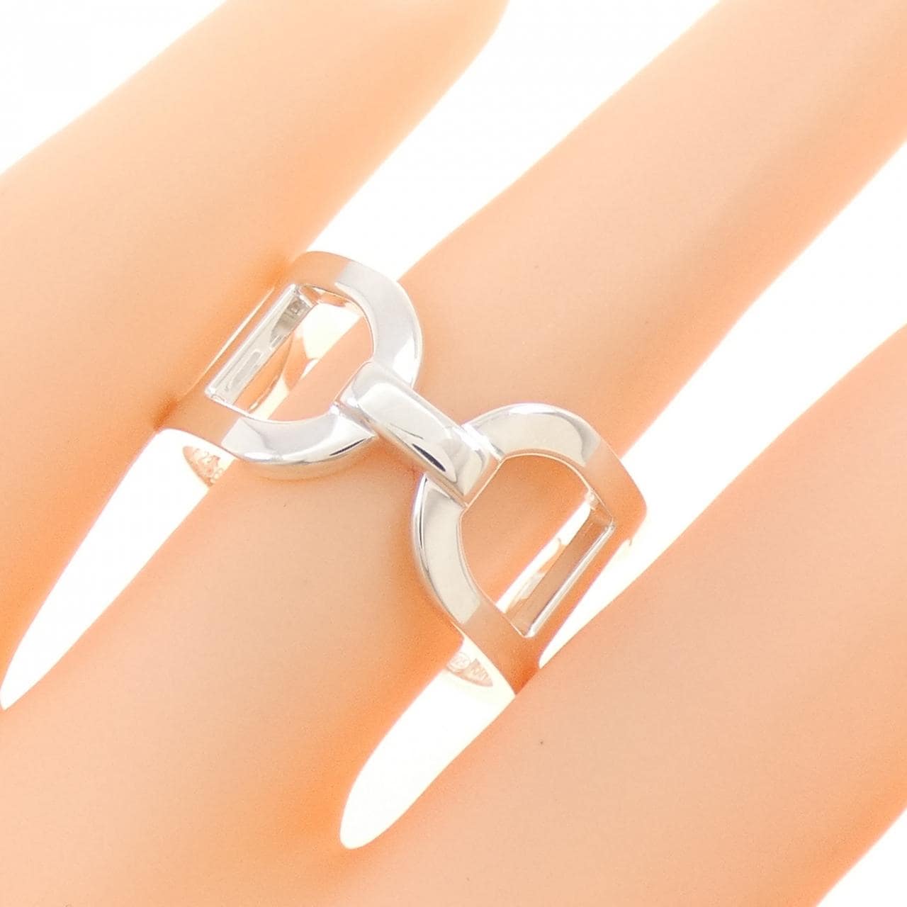 エルメス エヴァー シェーヌダンクル リング