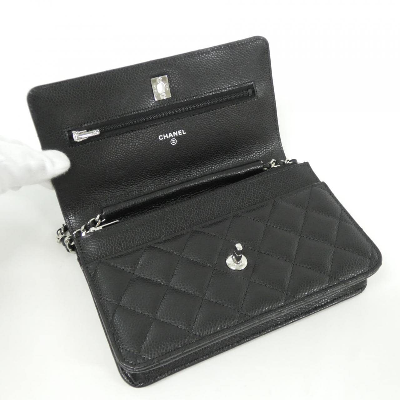 【未使用品】シャネル AP4241 チェーンウォレット