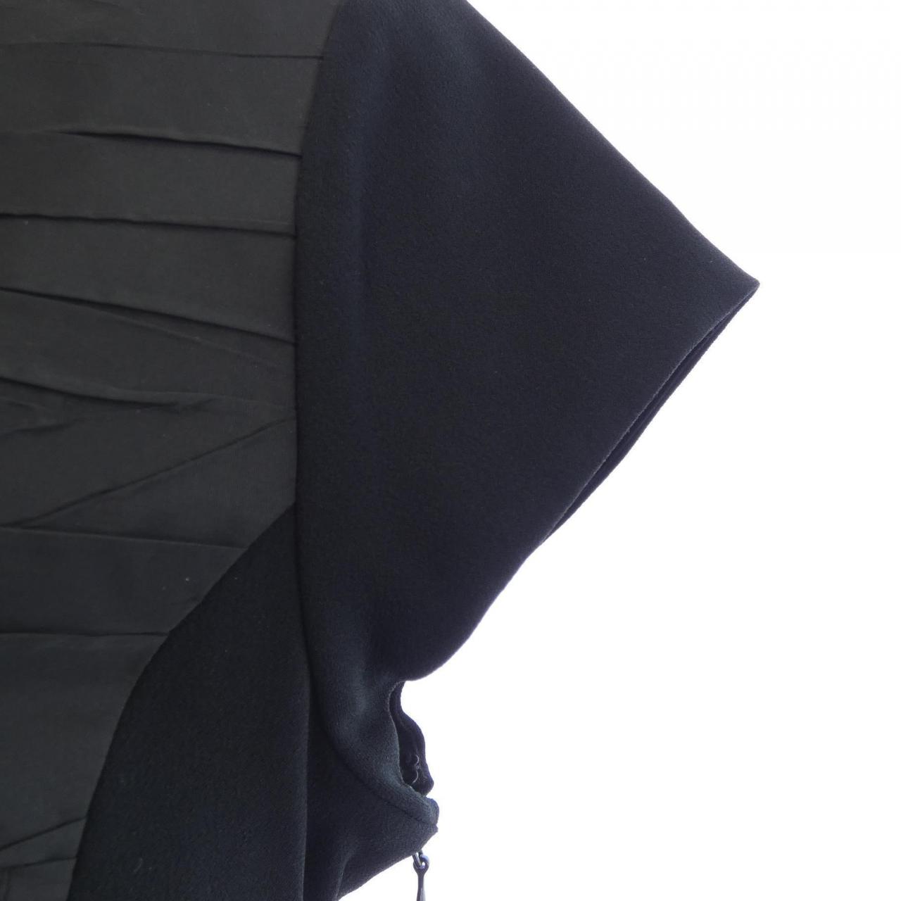 ヴィクターアンドロルフ VIKTOR & ROLF ワンピース