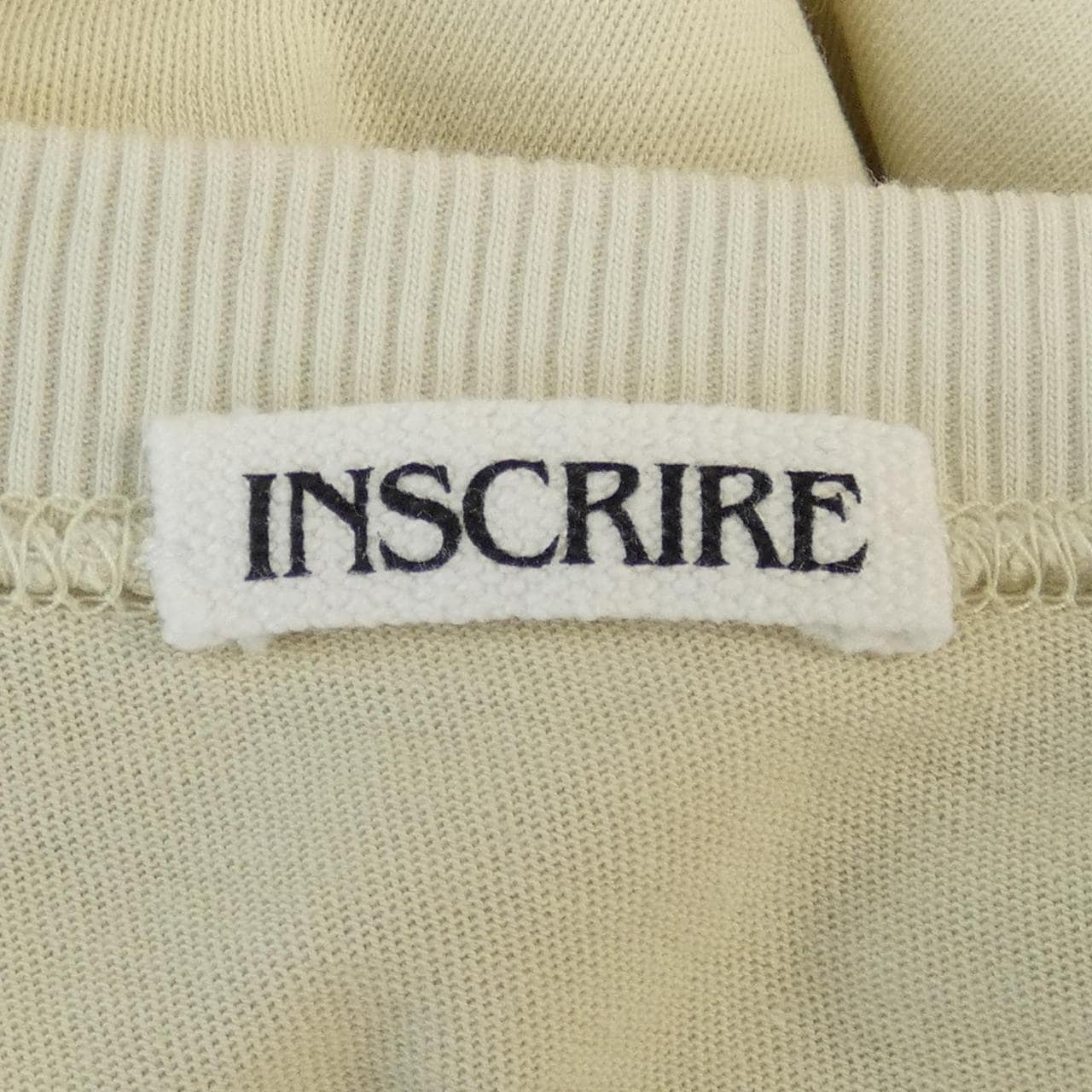 アンスクリア INSCRIRE トップス