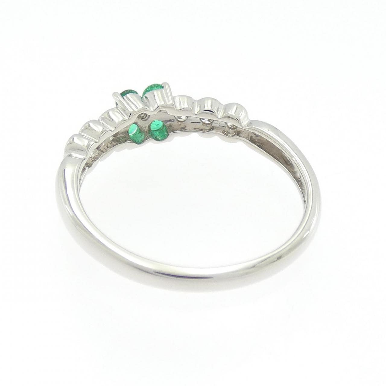 PT900 フラワー エメラルド リング 0.17CT