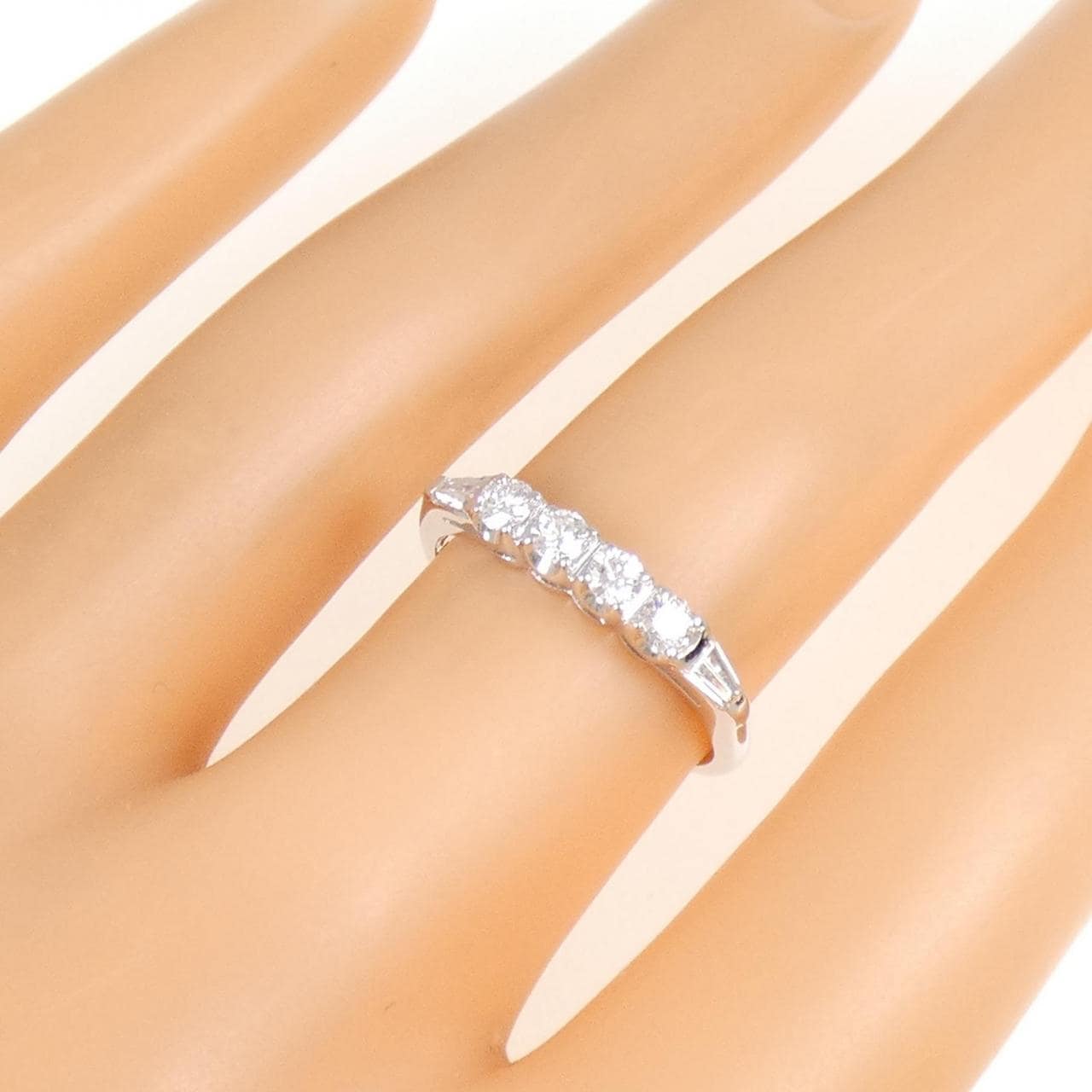 K14WG ダイヤモンド リング