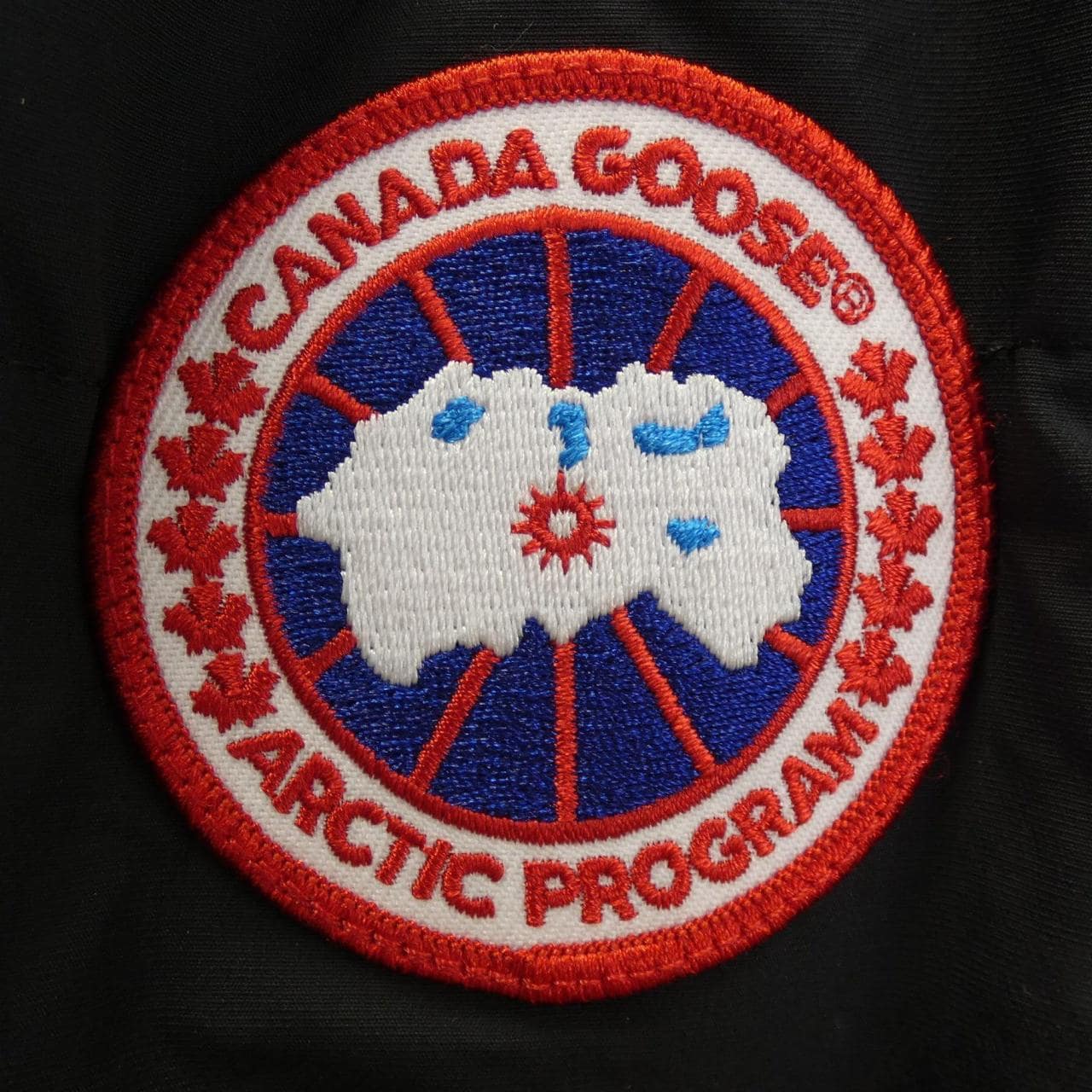 カナダグース CANADA GOOSE ダウンジャケット