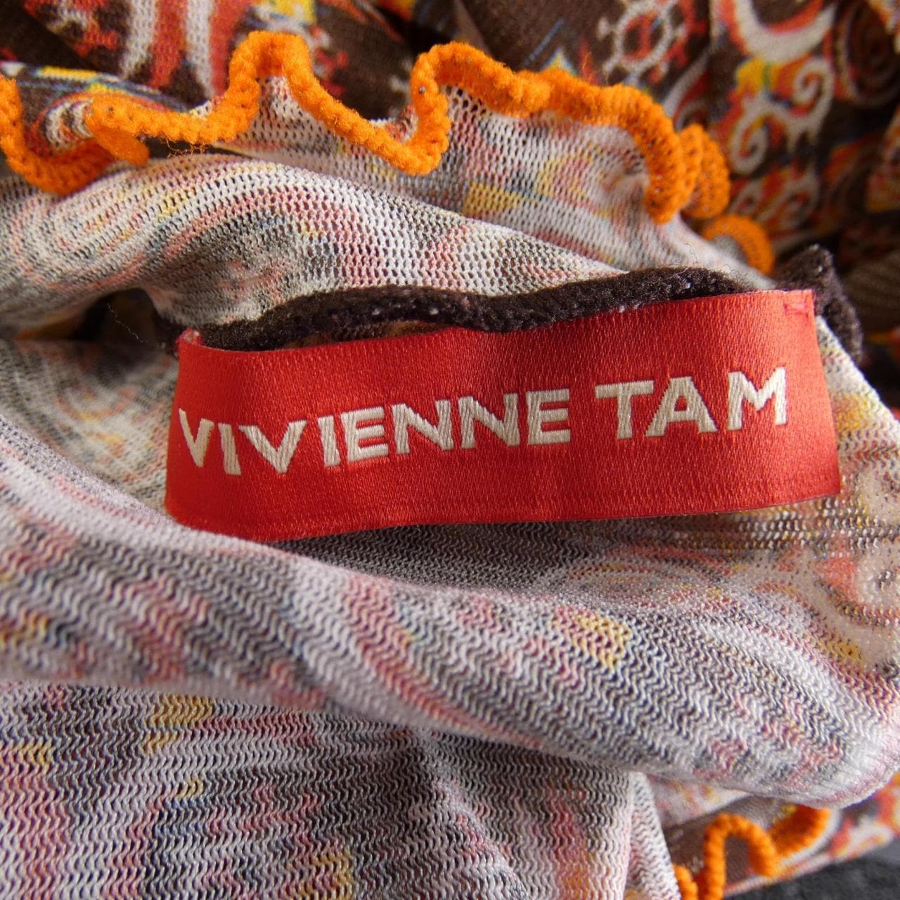 ヴィヴィアンタム VIVIENNE TAM トップス